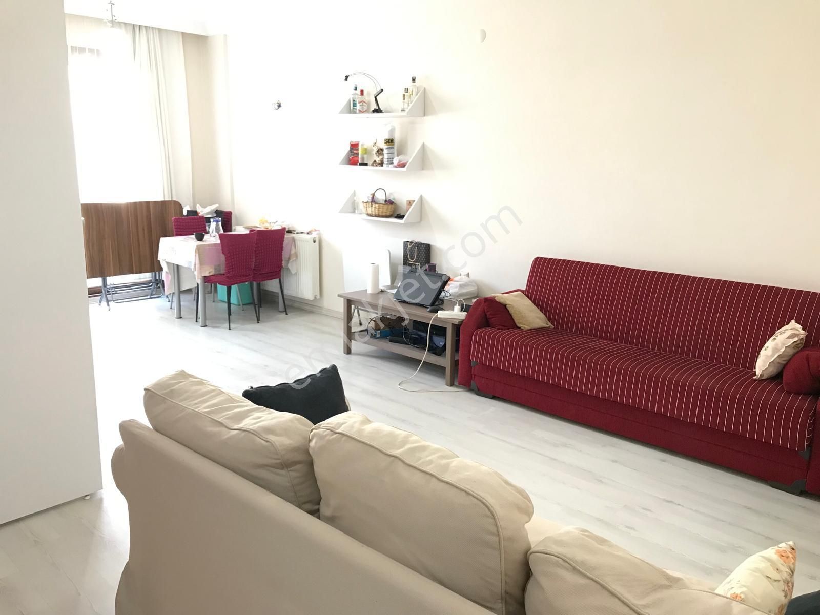 Karşıyaka Yalı Kiralık Daire Karşıyaka Yalı Mahallesinde 1+1 Eşyalı Balkonlu Kiralık Daire