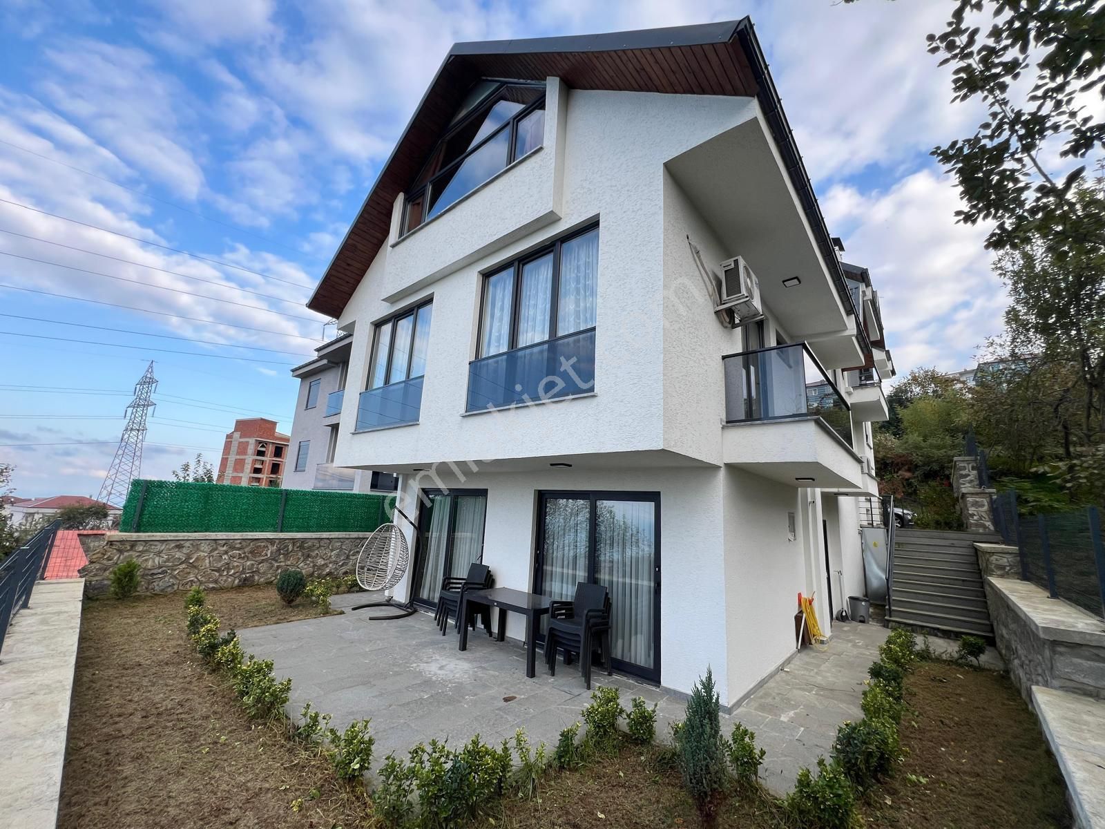 Ortahisar Çilekli Satılık Villa Trabzon'da Satılık İkiz Villa (iki Adet Villa)