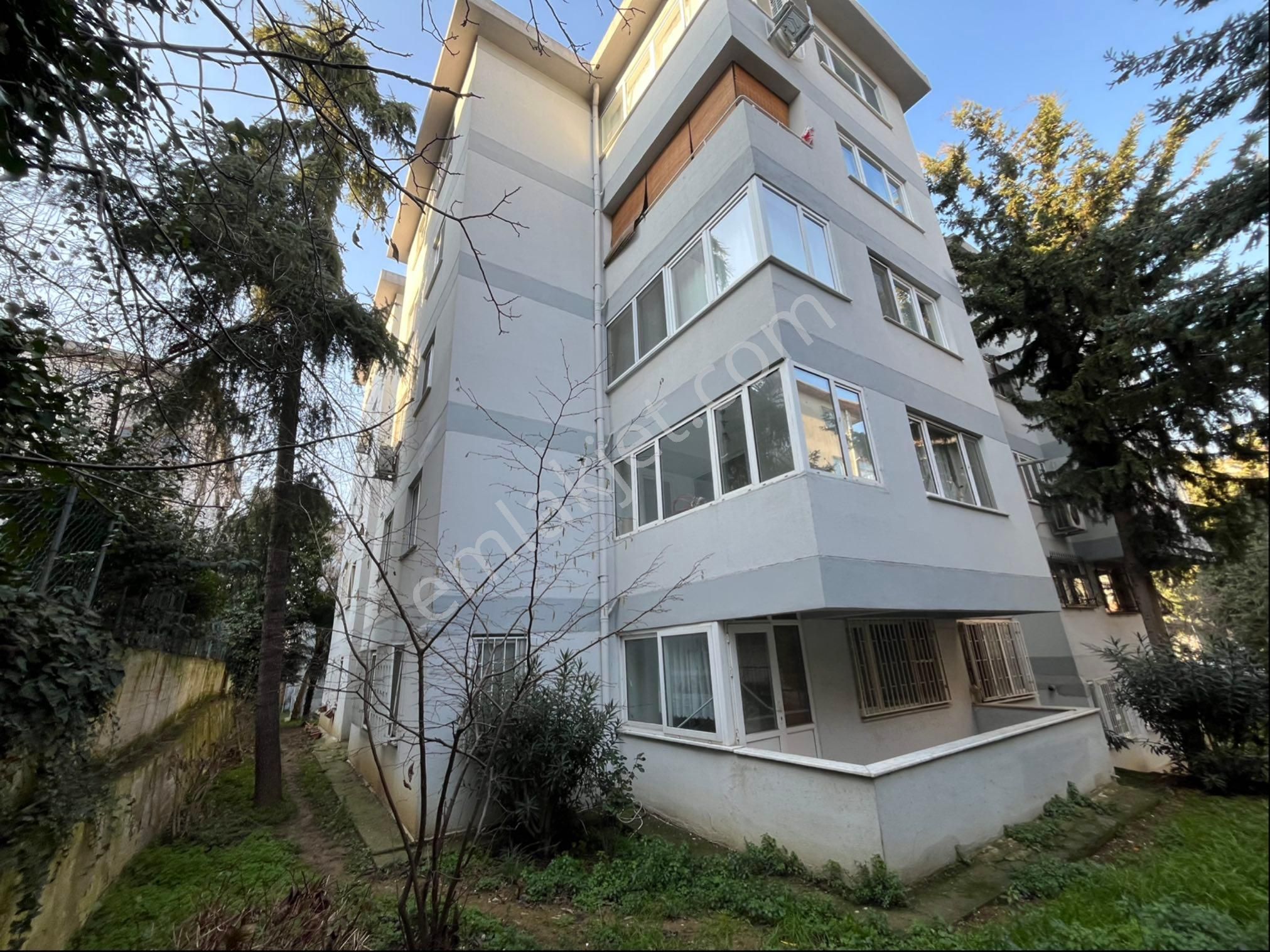 Kadıköy Acıbadem Satılık Daire Kadıköy Acıbadem De Yatırımlık Satılık Bahçe Kat 3+1 Daire