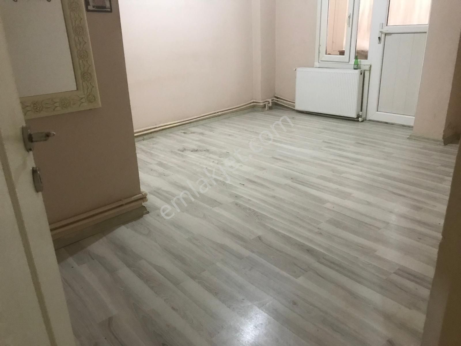 Güngören Güneştepe Kiralık Daire Güngören Eski İlgi Hastanesine 2+1 90 M2 2.kat Kiralık Daire