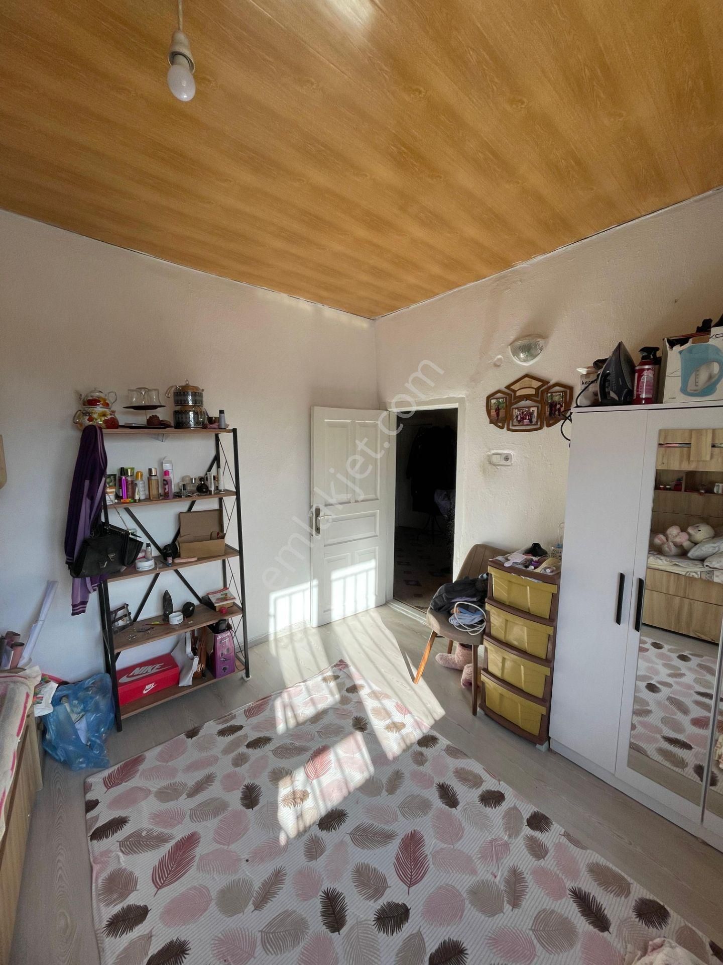 Anelmalı Camicedit Mah'de 118m2 Arsa İçerisinde 2 Katlı Satılık Müstakil Bina - Görsel 18