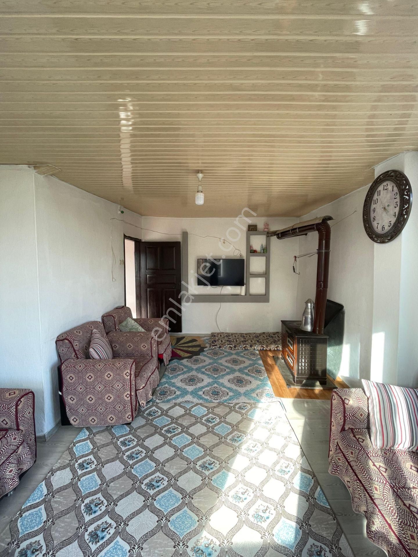 Anelmalı Camicedit Mah'de 118m2 Arsa İçerisinde 2 Katlı Satılık Müstakil Bina - Görsel 9