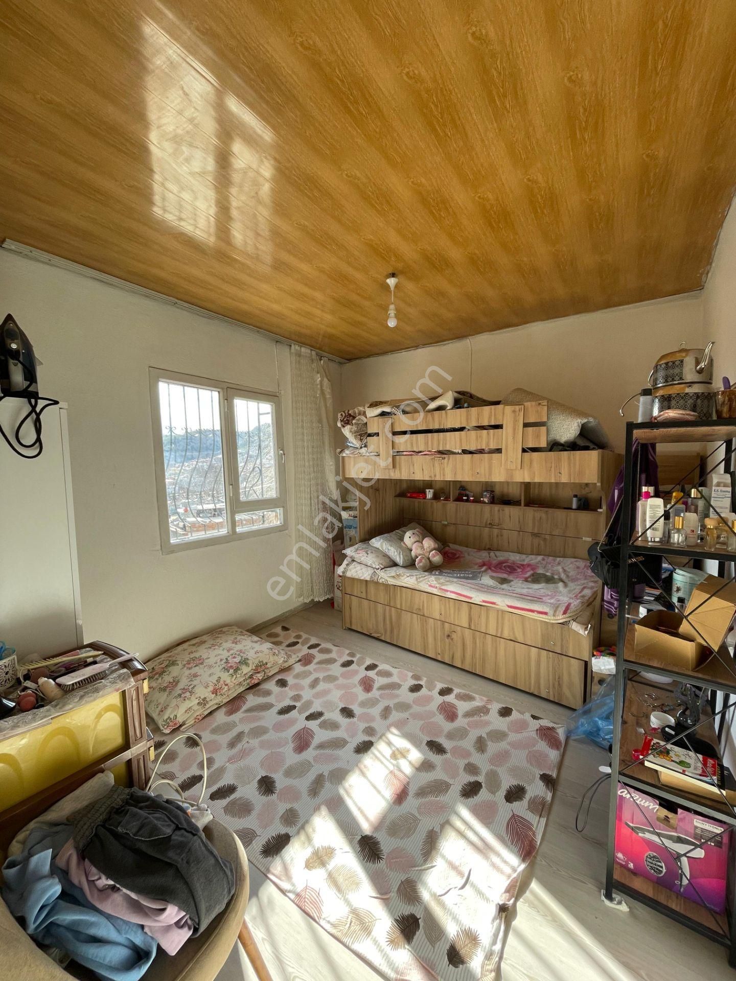 Anelmalı Camicedit Mah'de 118m2 Arsa İçerisinde 2 Katlı Satılık Müstakil Bina - Görsel 19