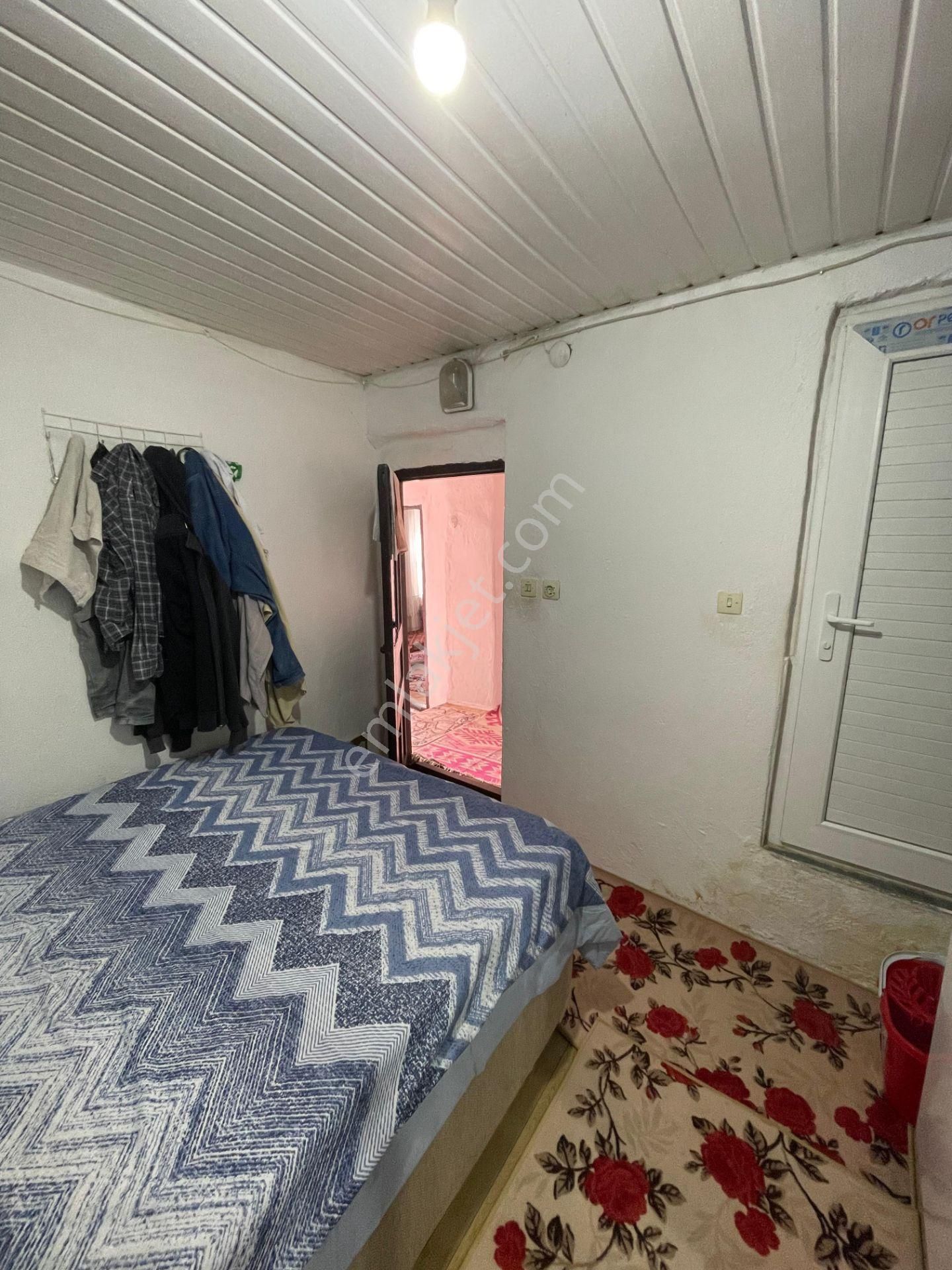 Anelmalı Camicedit Mah'de 118m2 Arsa İçerisinde 2 Katlı Satılık Müstakil Bina - Görsel 12