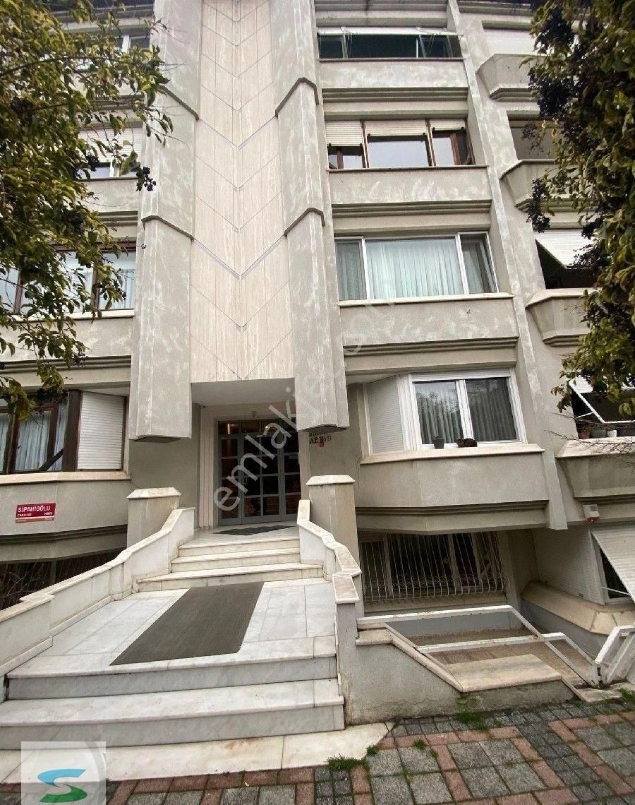 Bakırköy Yeşilyurt Kiralık Daire Emsalsiz!!kıymetli Caddede,asansörlü, Garajlı,manzaralı,arakat..