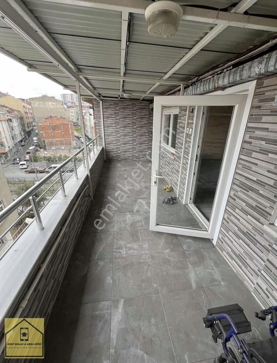 Bağcılar Fatih Kiralık Daire Kiralık 2+1 Daire Özel Yapım Temiz Kullanışlı Çatı Katı