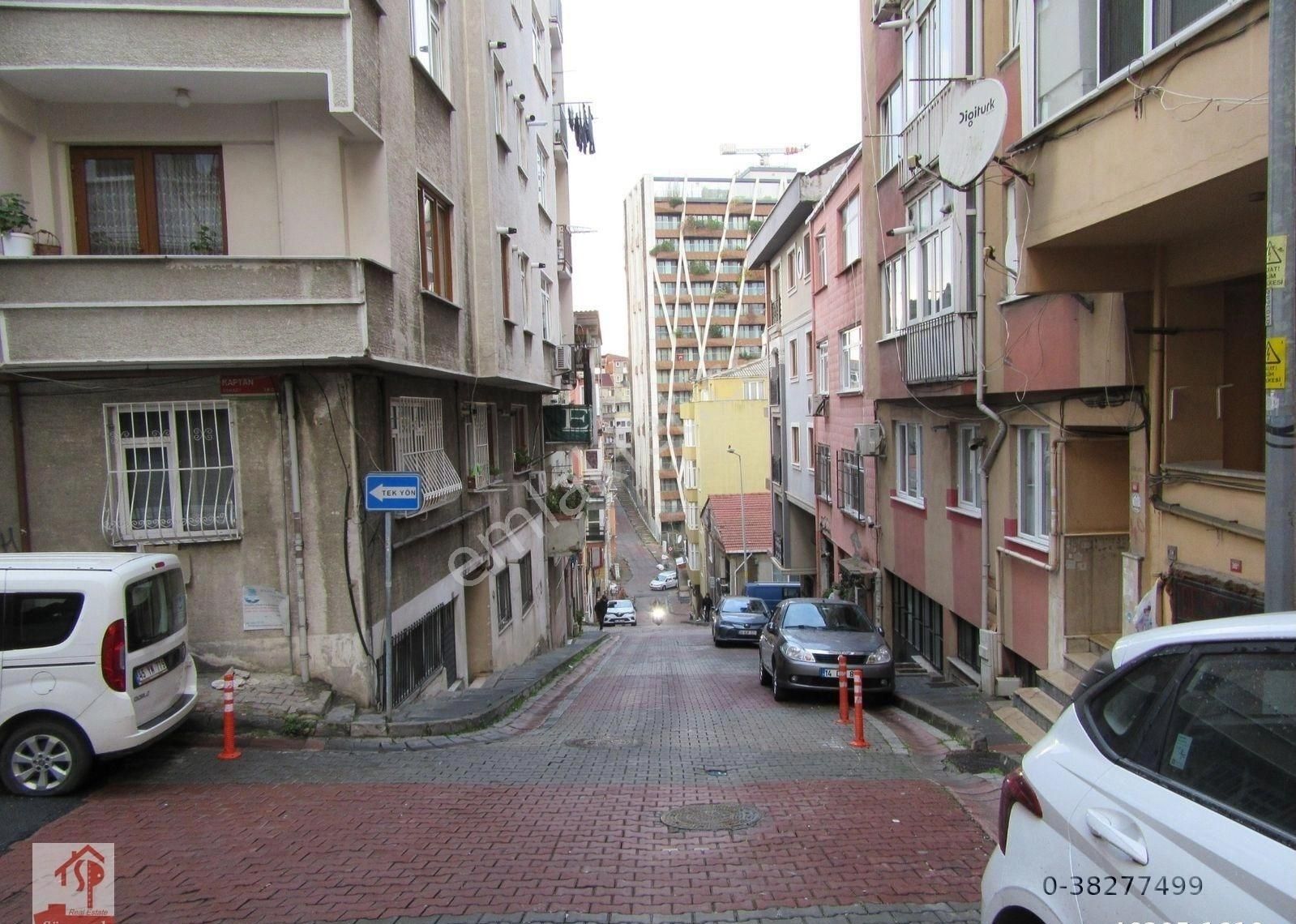 Kağıthane Çeliktepe Satılık Daire 4.levent Emniyetevlerinde 1+1 Satılık Daire