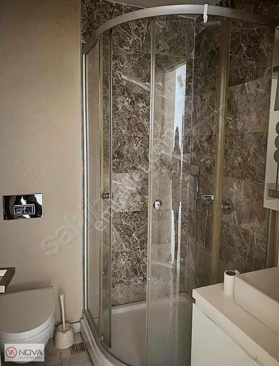 Ataşehir Küçükbakkalköy Kiralık Residence Novadan Ataşehir Brandiumda 1+1 Yüksek Kat Kiralık Ofis/konut