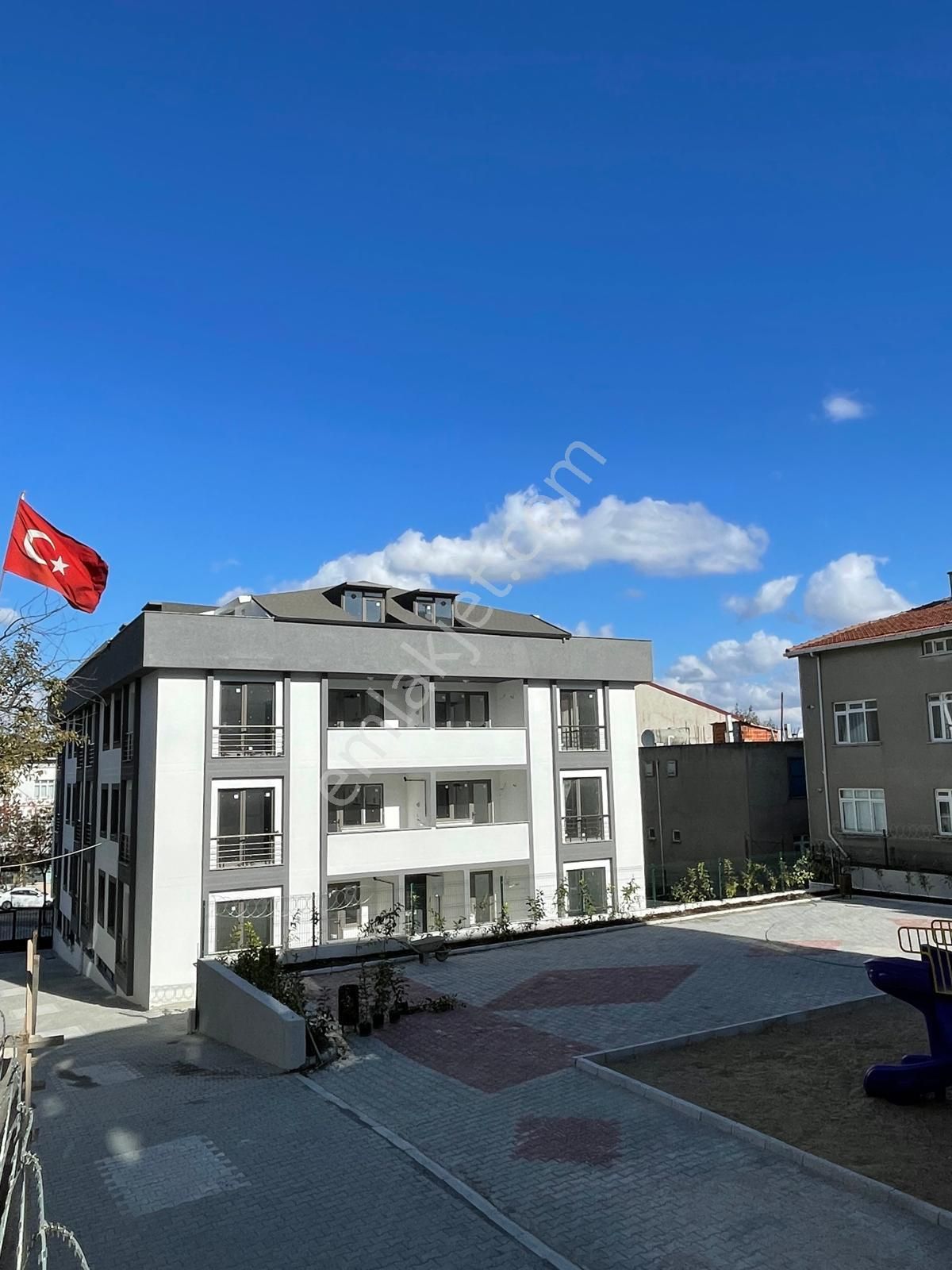 Avcılar Firuzköy Satılık Daire S Batı Gayrimenkul'den Satılık Site İçi 3+2 Dubleks Sıfır Daire