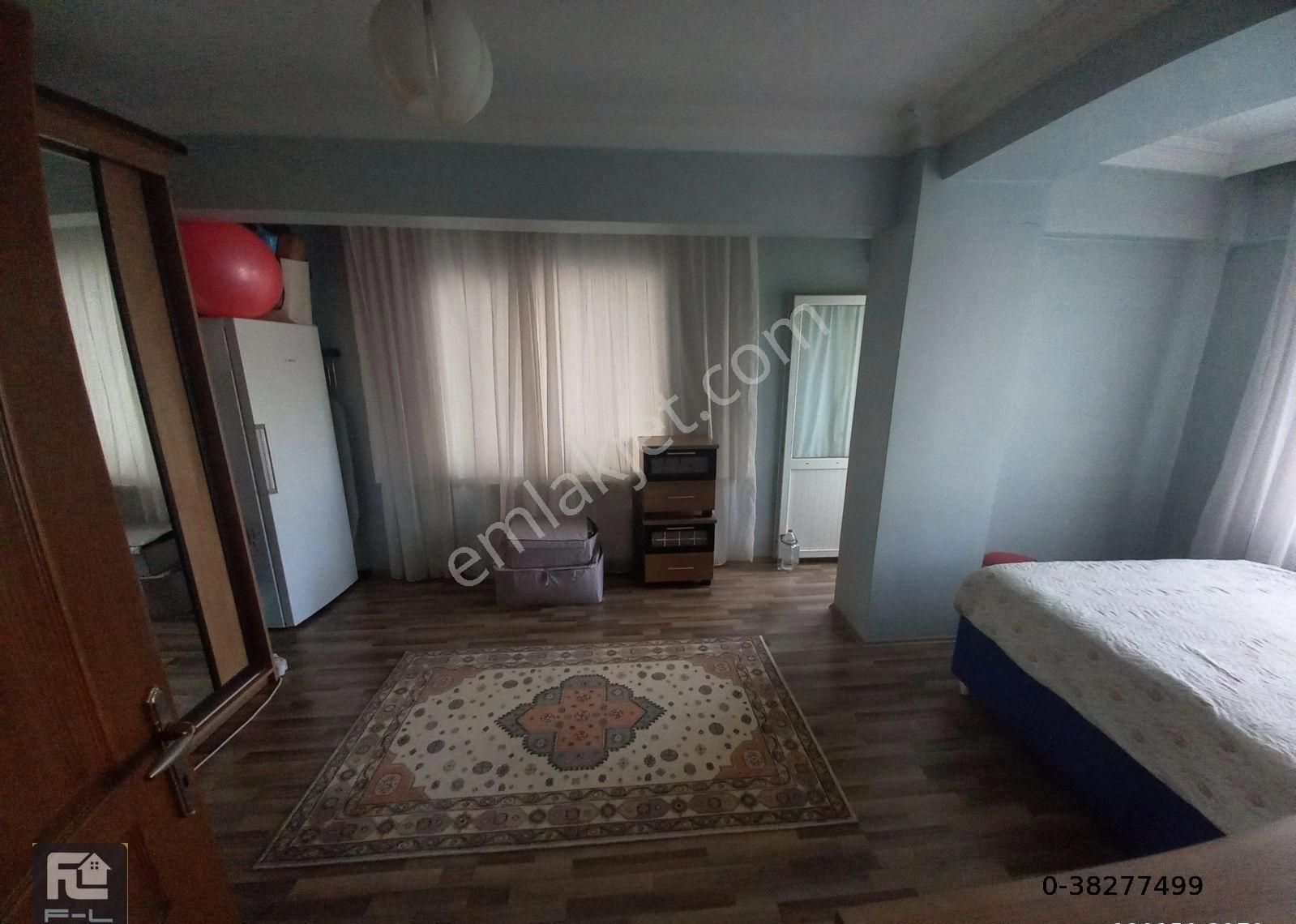 Üsküdar Bulgurlu Kiralık Daire F-l Emlaktan Bulgurlu Çağrı Yakını 2+1 90 M2 2. Kat Boş-eşyalı -aile Bekar