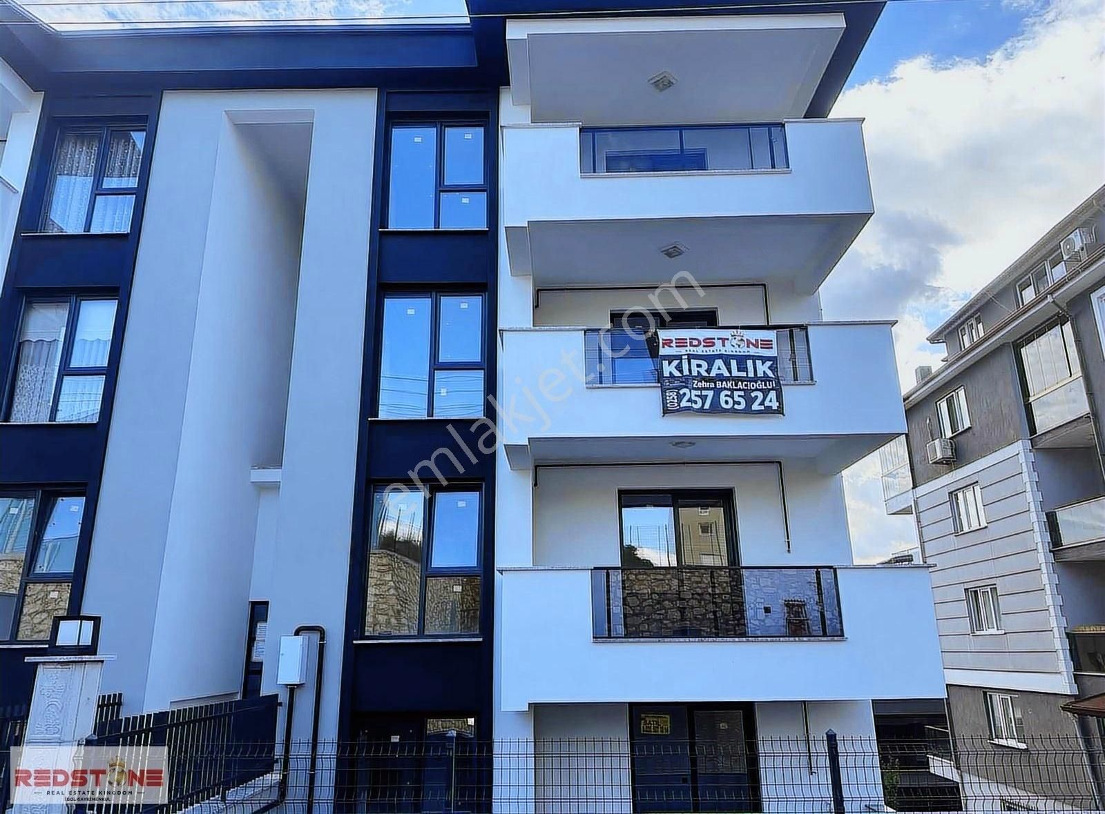 Redstone İdol'den Çinkaya Bulvarına Yakın Ara Kat 3 + 1