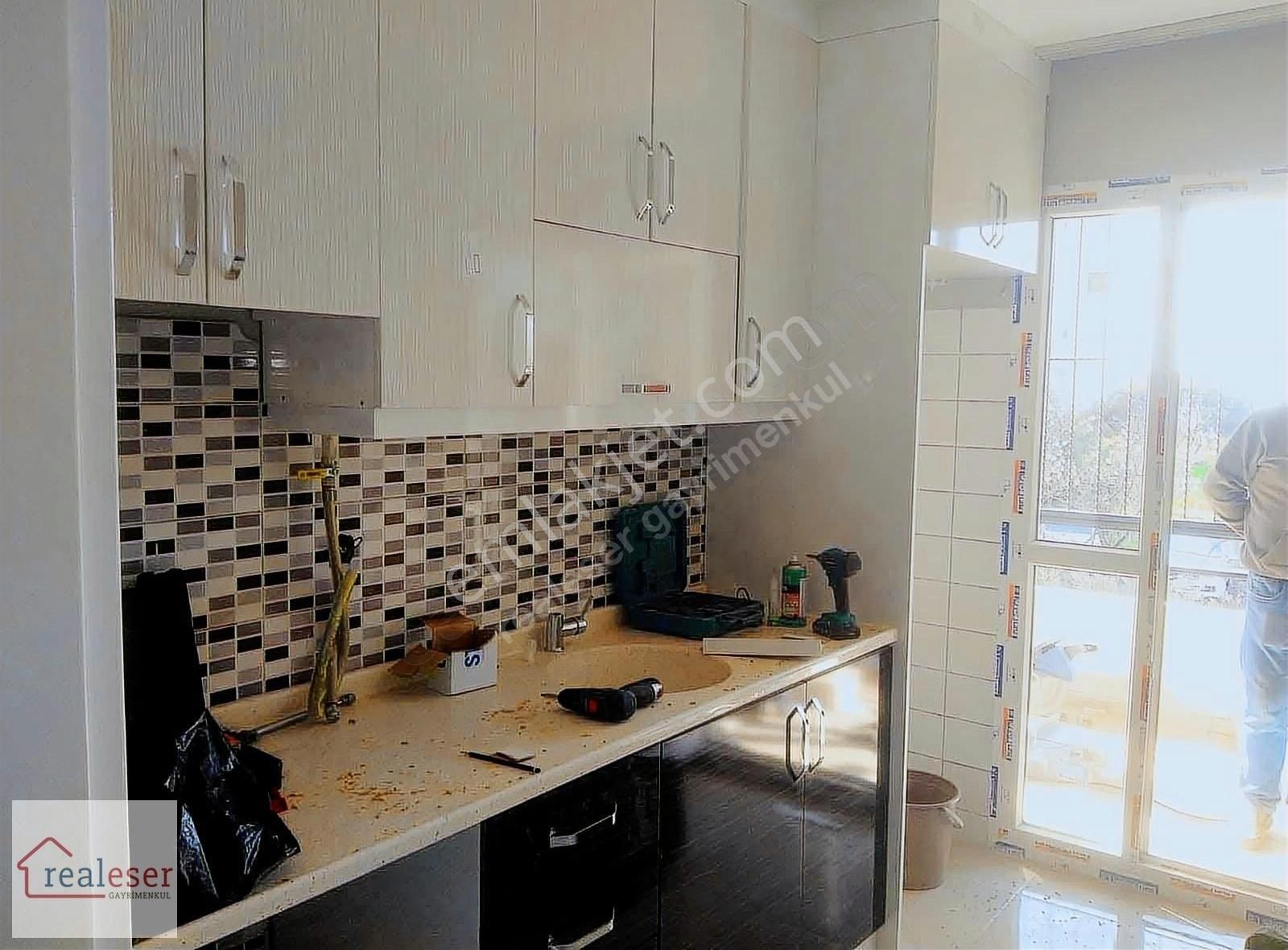 Çiğli Evka-5 Kiralık Daire Çiğli Evka5 Mahallesinde Kiralık 3+1 Daire (sıfır Tadilatlı)