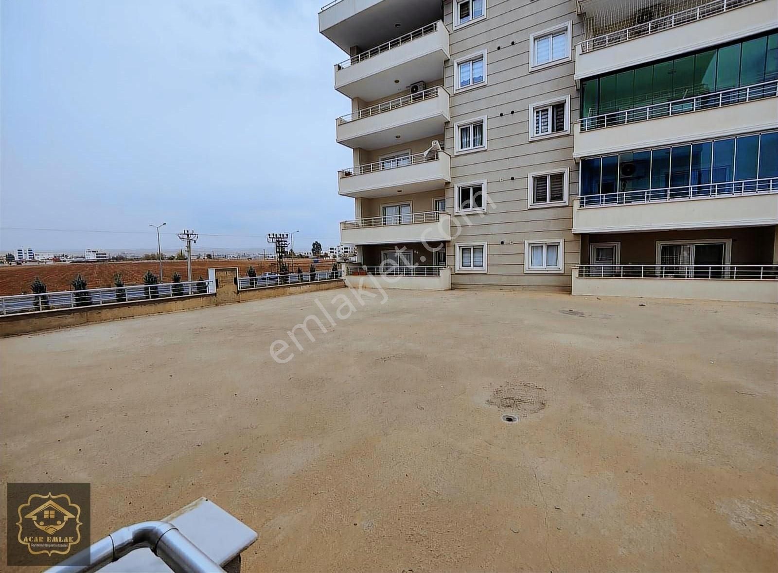 Nusaybin 8 Mart Satılık Daire Acar Emlaktan 8 Mart Mah Vikent Sitesinde 180m² 3+1 Lüks Daire