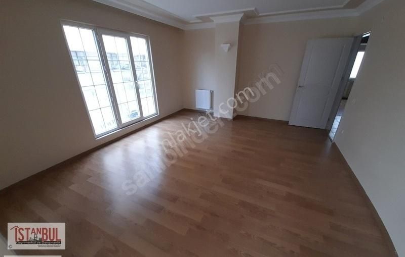 Ataşehir İnönü Kiralık Daire Su Deposu'na Yakın Genç Bina Ara Kat Balkonlu 2+1 Kiralık Daire