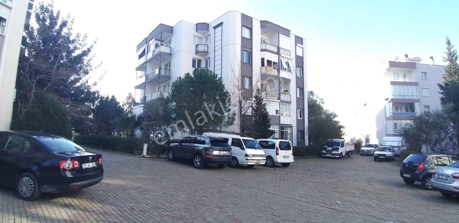 Karşıyaka Zübeyde Hanım Kiralık Daire Karşıyaka Elit Sitesinde Boş Kiralık 3+1 Daire Kanıt Emlaktan