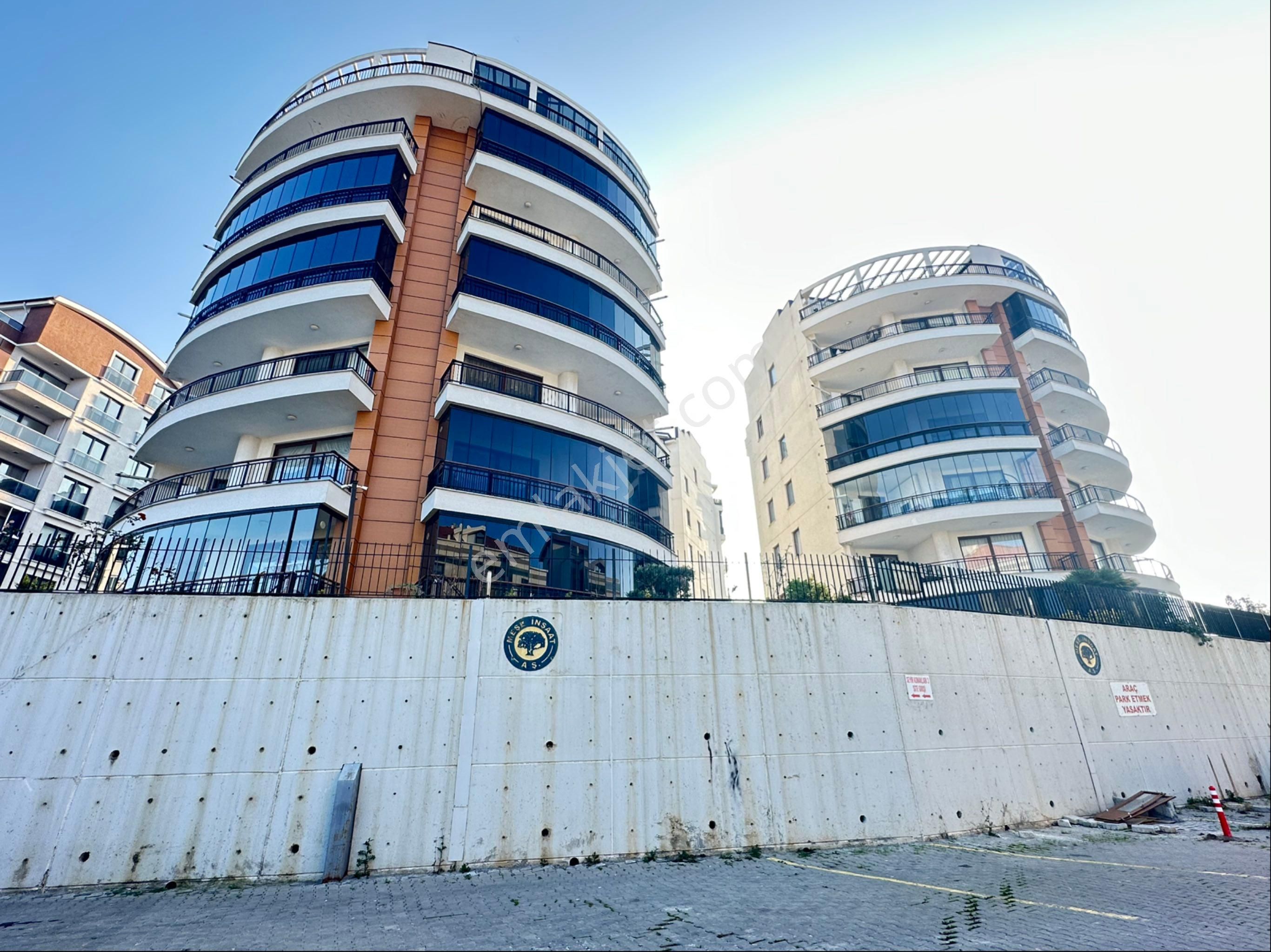 Mudanya Güzelyalı Yalı Satılık Daire Tırpan Gayrimenkulden Güzelyalıda 3+1 160m2 Ultra Lüx Sitede Havuzlu Bahçeli Daire