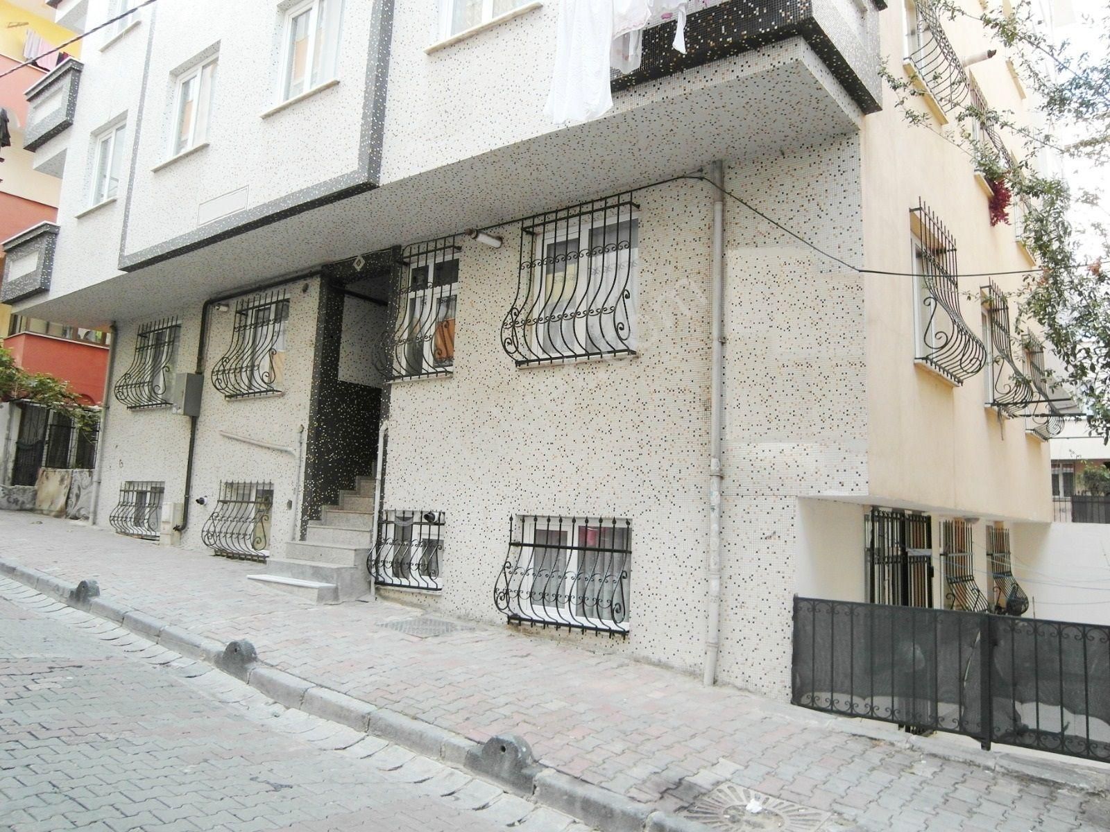 Bahçelievler Zafer Satılık Daire Tutar Emlak Dan 2+1 75 M2 Çakmak Duragı Yaknı Y.girşi Daire