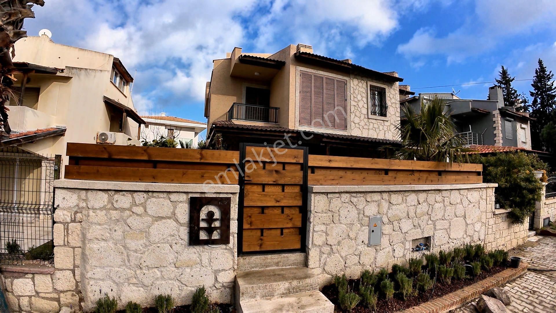 Çeşme Alaçatı Satılık Villa Sunscape Çeşme Alaçatı 4+1 Müstakil Lüks Villa