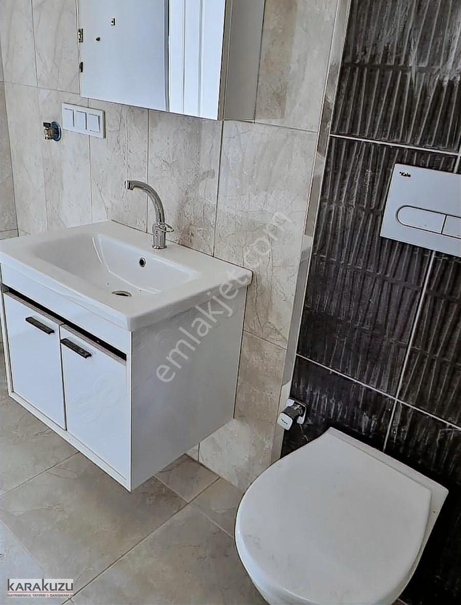 Derince Çınarlı Satılık Daire Çınarlıda Asansörlü - Kapalı Otoparklı 96 M2 2+1 Ara Kat Daire