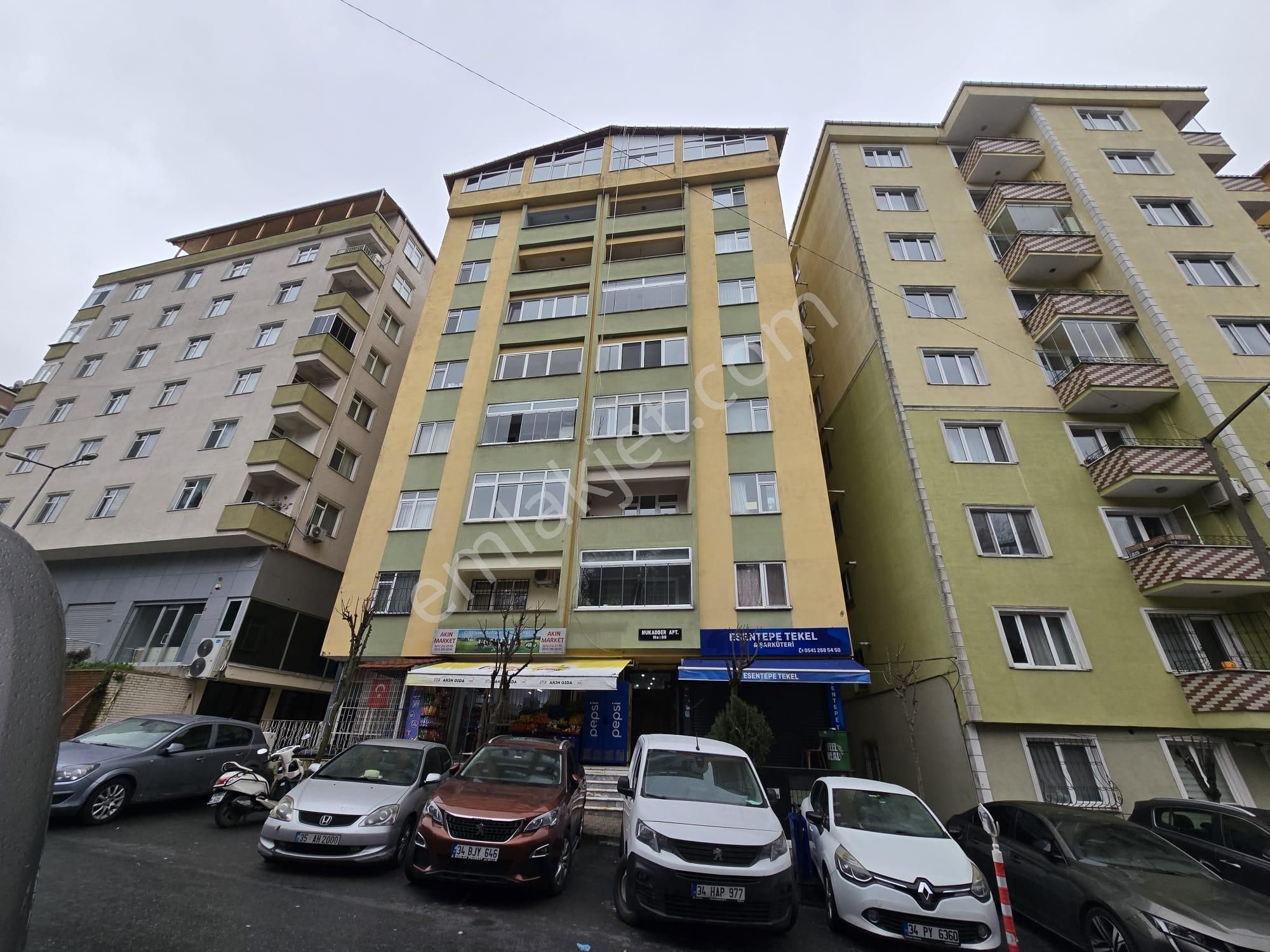 Şişli Esentepe Satılık Daire İstanbul Gayrettepe Metrosuna 5 Dk Mesafede Boş Satılık 3+1 Daire