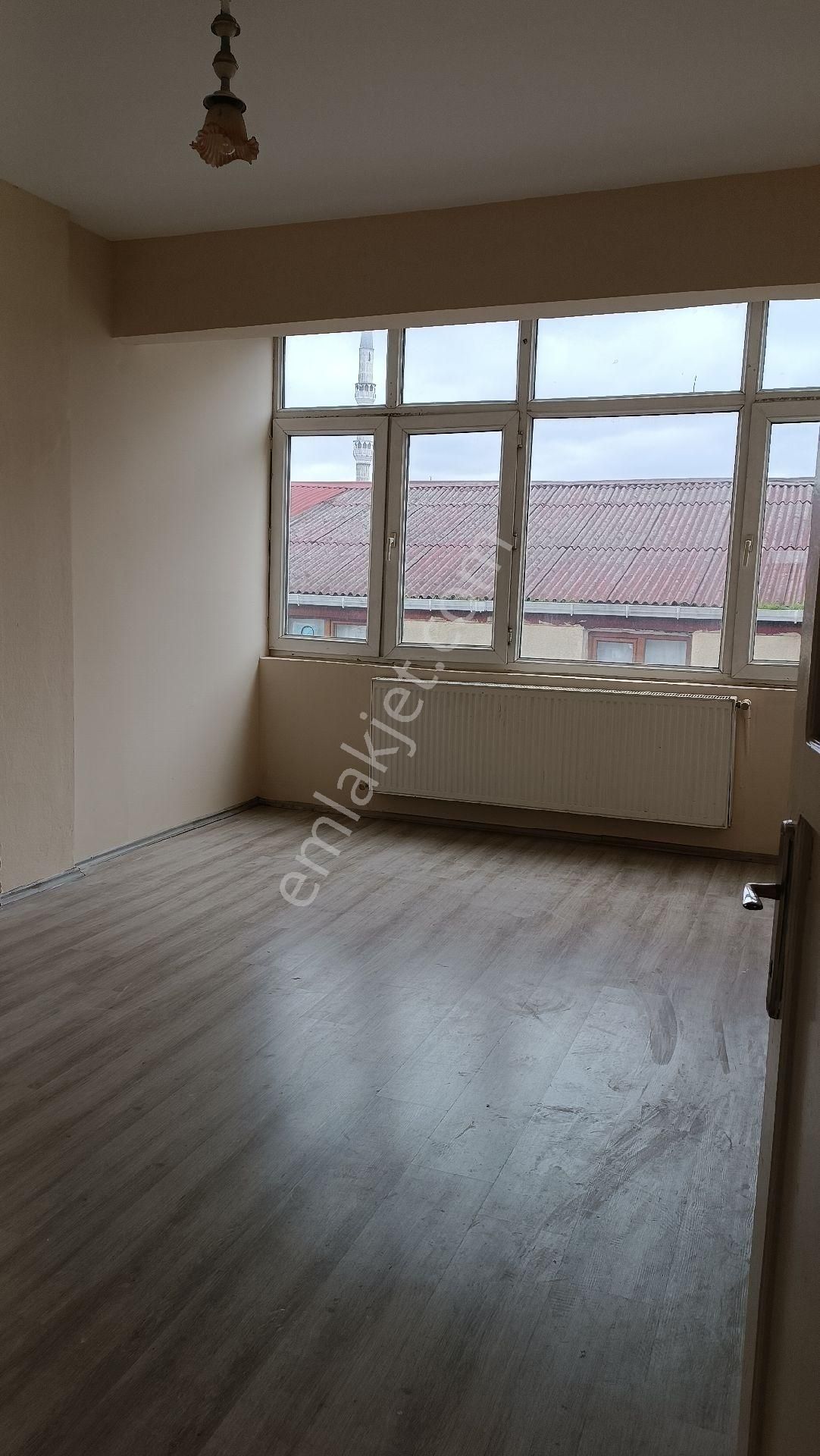 Gaziosmanpaşa Karadeniz Kiralık Daire Karadeniz Mahallesi'nde Kiralık Daire 3+1