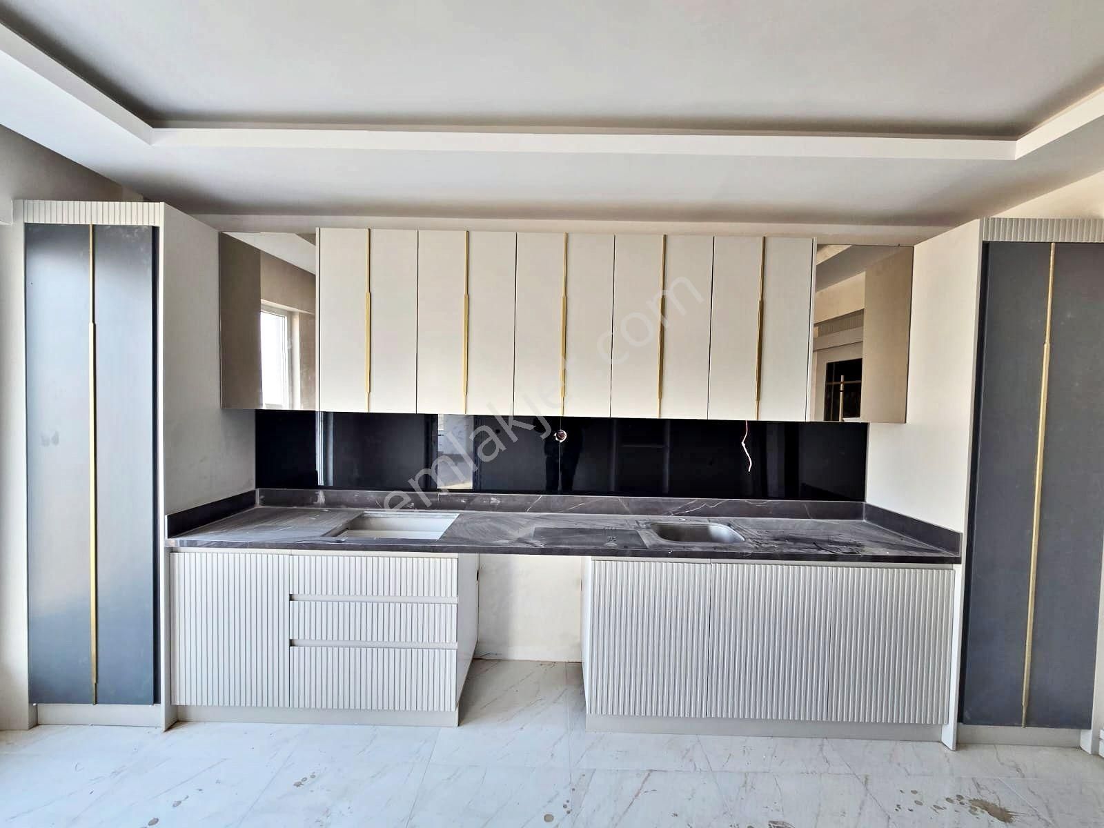 Alpaslan'da 1. Sınıf İşçiliği Ve Geniş Peyzajıyla Ultralüx 3+1 - Görsel 2