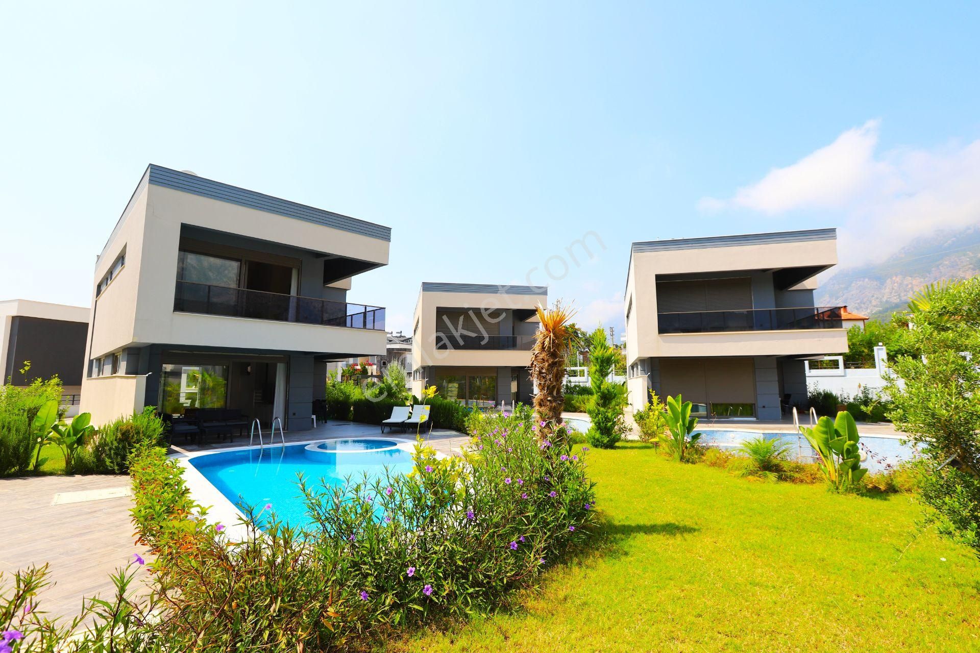 Kemer Göynük Satılık Villa Antalya Kemer Göynük Yeni 3+1 Satılık Lüks Villa