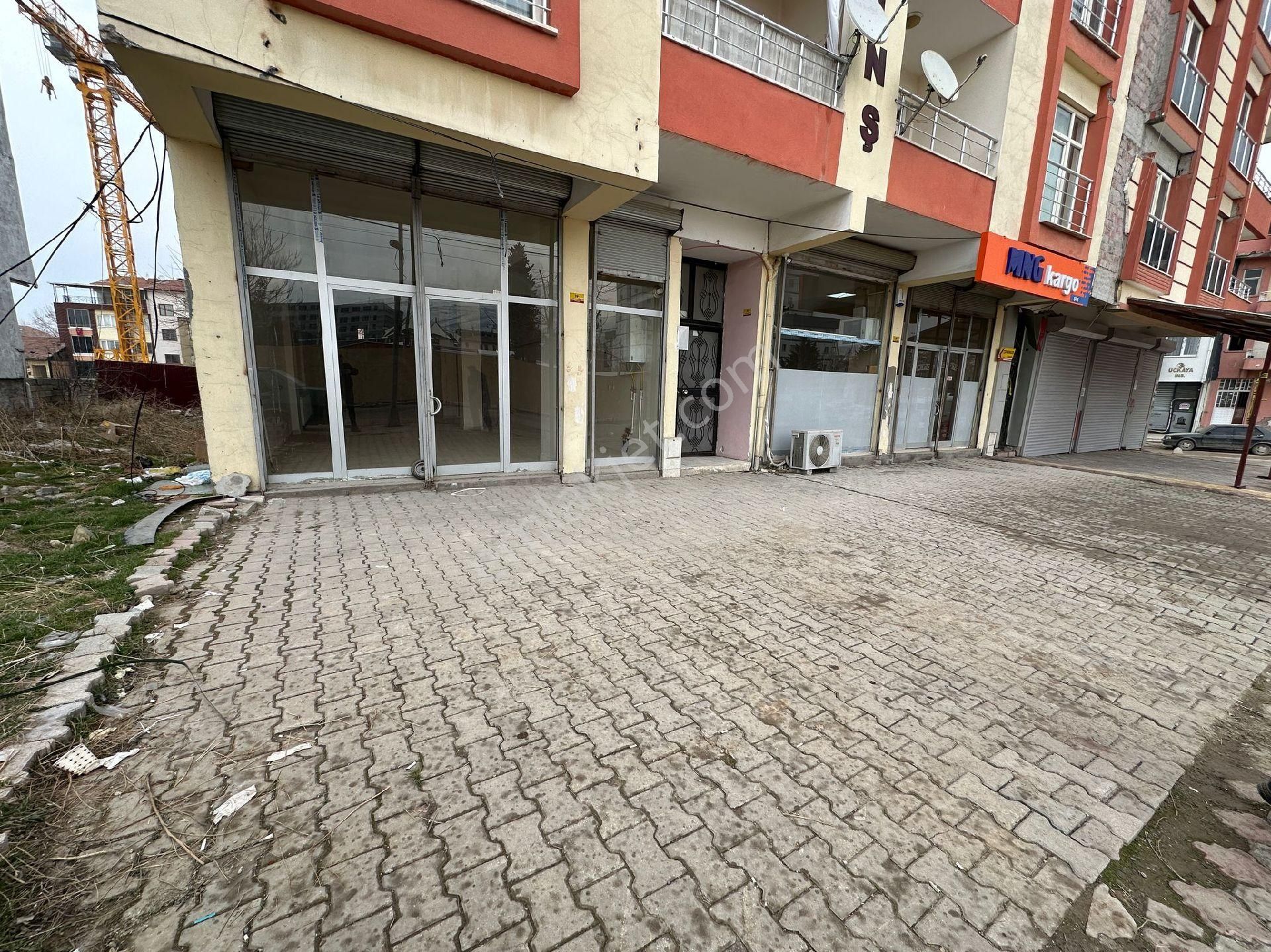 Battalgazi Cirikpınar Kiralık Dükkan & Mağaza Kanalboyu Emlaktan Cirikpınarda 120 M2 Kiralık Dükkan