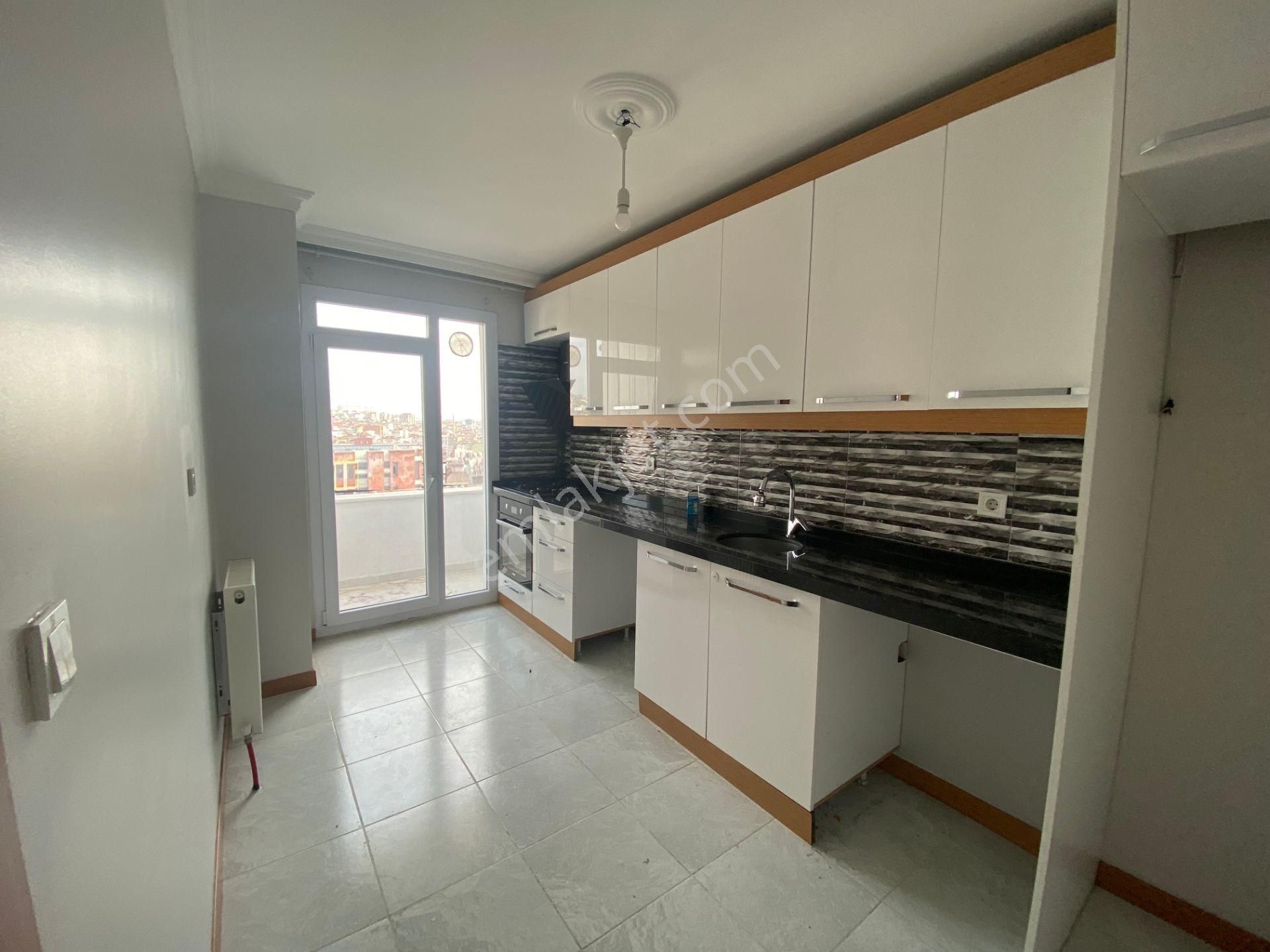 Esenler Kazım Karabekir Kiralık Daire Avrupa Emlak Tan Kazım Karabekir Mah Tek Bloklu Sitede 105m² 3+1 12.kat,kapalı Otoparkl,çocuk Parkı