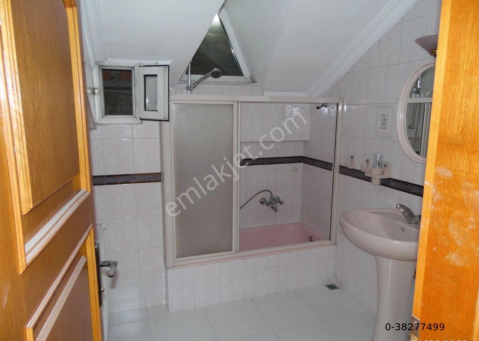 Bakırköy Saray Emlaktan Satılık Dubleks 350 M2 5+2 - Görsel 2