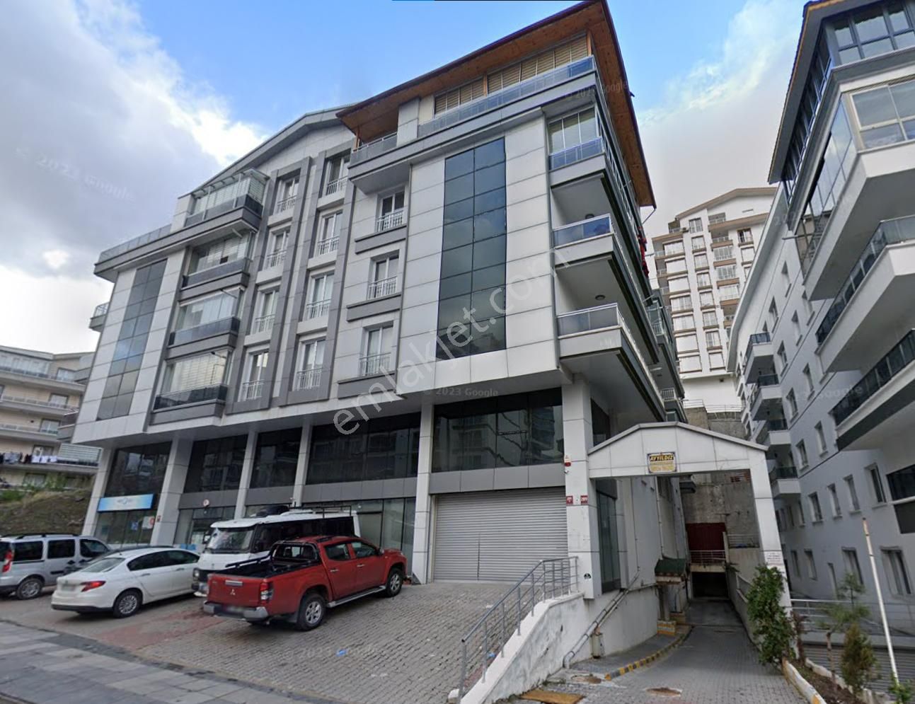 Mamak Çağlayan Satılık Daire Tıp Fakültesi Cad. 260m2 3+1 Teraslı Dubleks 7 Yıllık Çift Balkon Salon Bağımsız Satılık