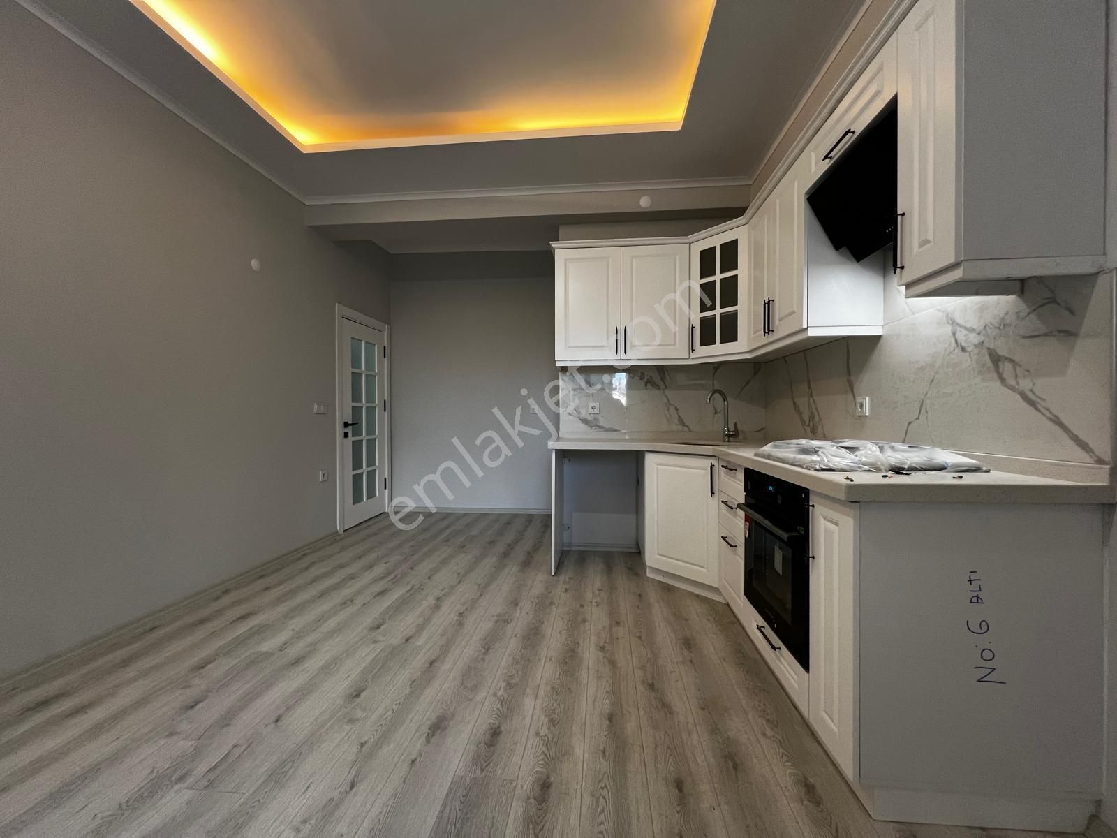 ⫸ Yiğit Gayrimenkul'den ⫷ Altınkum'da Cam Balkonlu & Yüksek Giriş▃ 1+1 Satılık Daire ▃