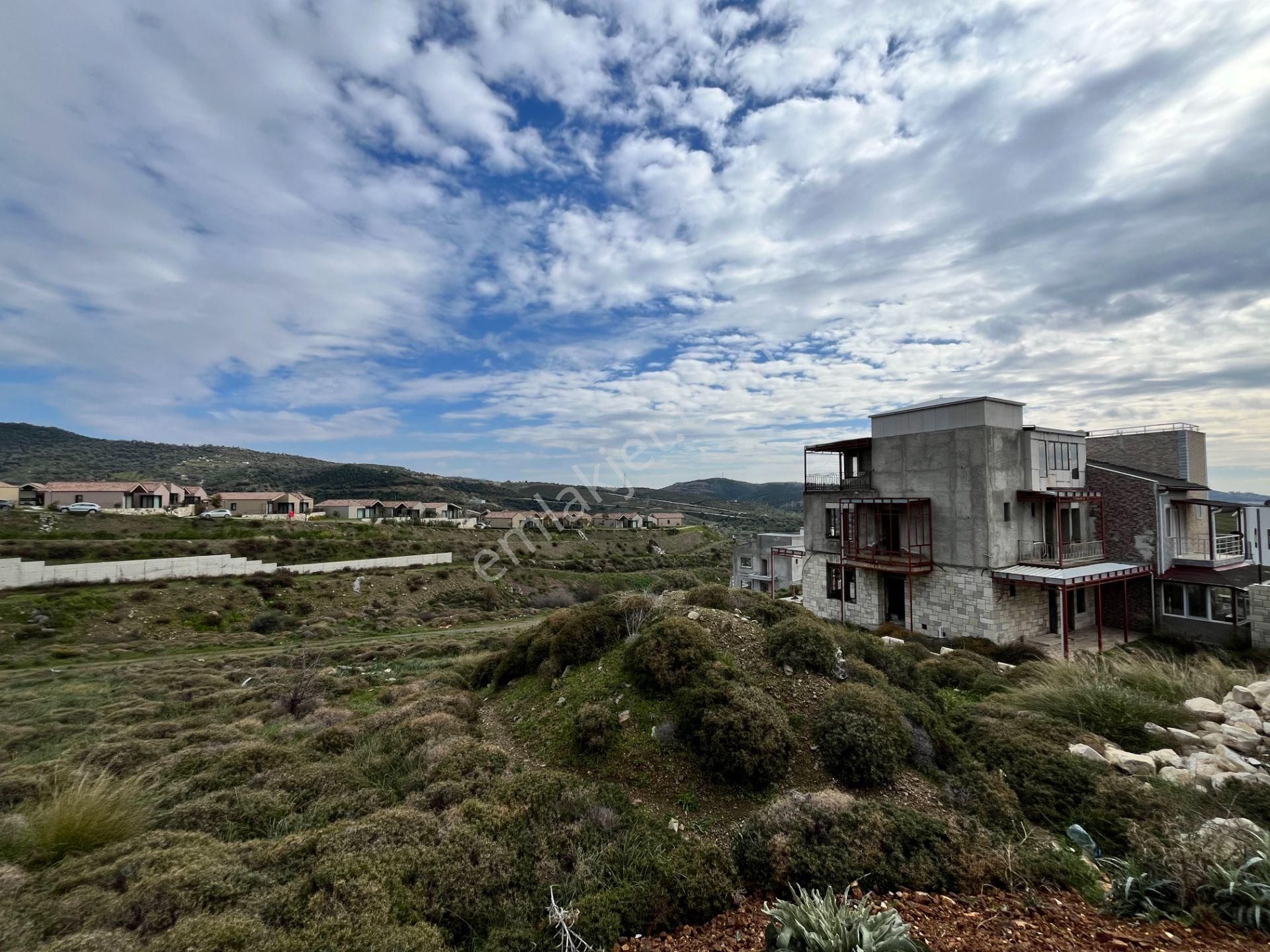 Seferihisar Turabiye Satılık Villa İmarlı Seferihisar Devlet Hastanesi Yakınında, 300 M² Dubleks İmarlı Satılık Arsa!