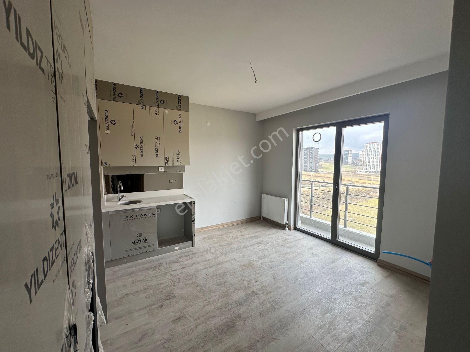 Çankaya Alacaatlı Kiralık Daire Remax Arz'dan Alacaatlı Kıralık 1+1 Aslankan Nest Yaşam Projesı