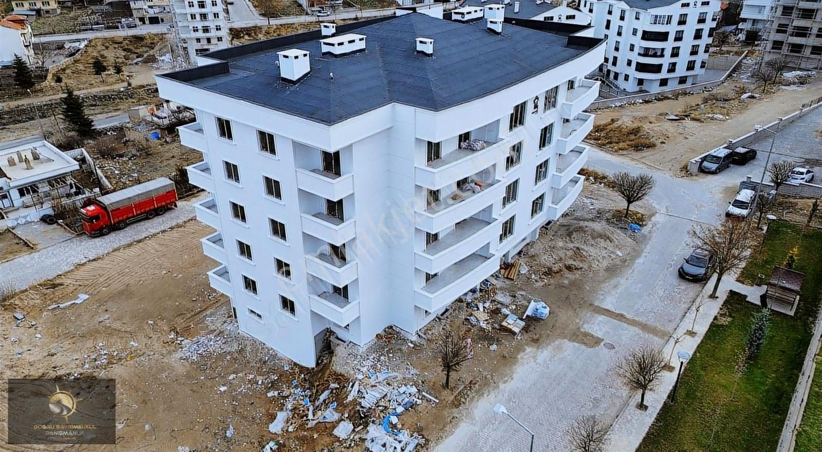 Nevşehir Merkez Cevher Dudayev Satılık Daire Cevherdudayev De 3+1 170 M2 Sıfır Ara Kat Daire