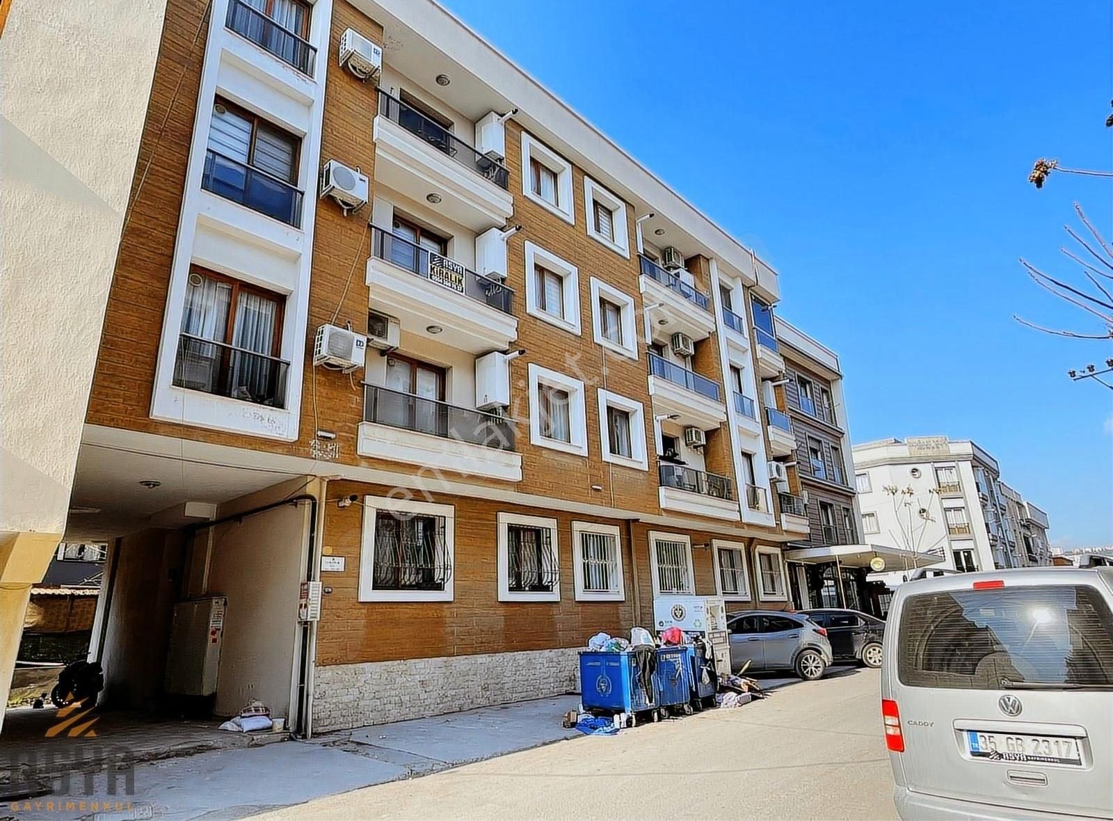 Buca Atatürk Kiralık Daire T.kampüs Tam Karşısında Arakat/d.gazlı/balkonlu/ferah 1+1 Daire*