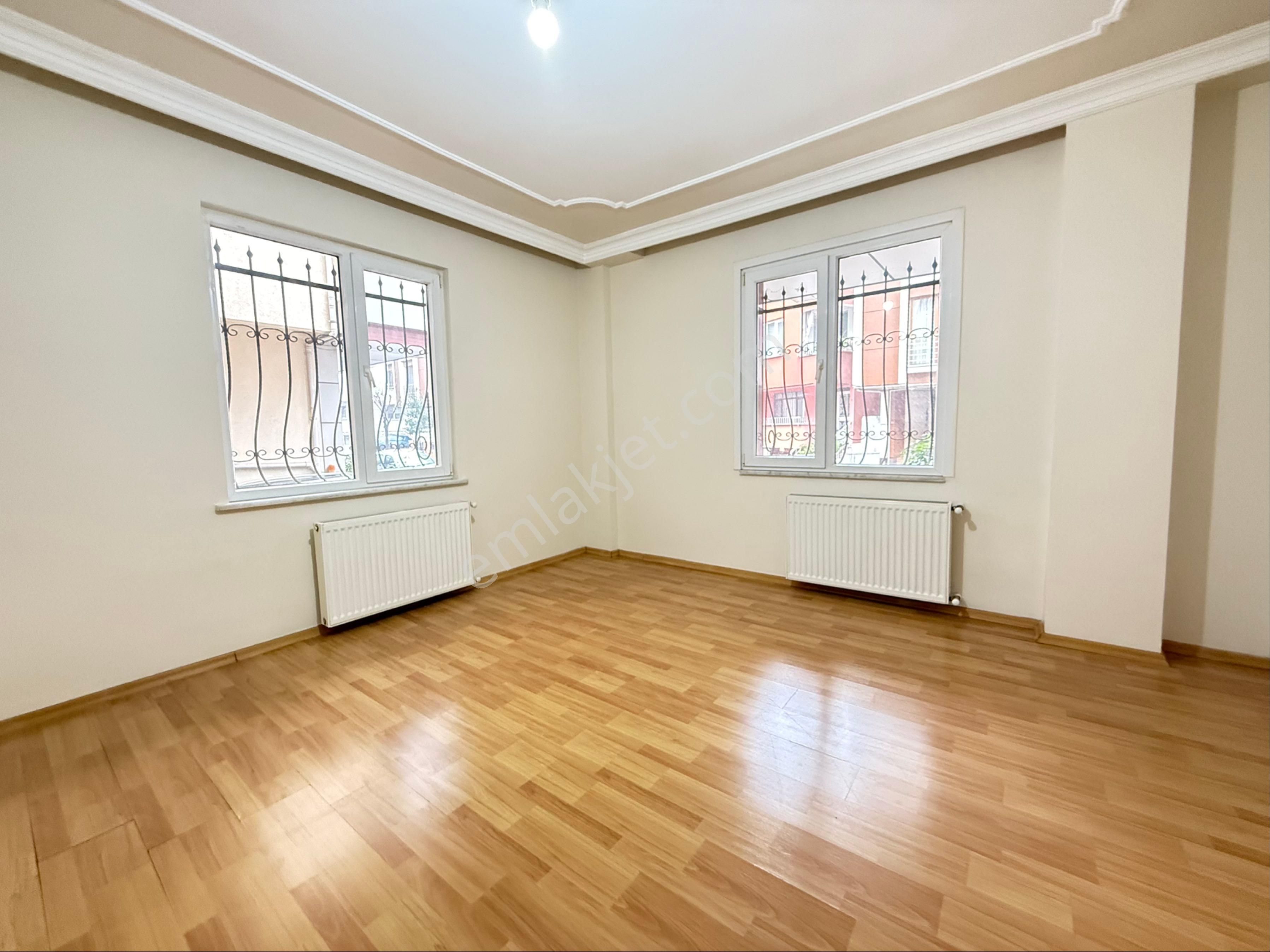 Küçükçekmece Gültepe Kiralık Daire Cadde Emlak Gültepe Mahallesi 2 + 100 Metre² Yeni Binada Kiralık Yüksek Giriş Daire