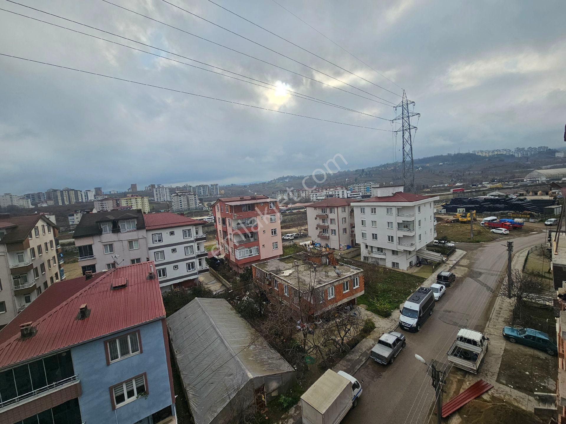 Altınordu Şirinevler Satılık Daire Şirinevler Mahallesi'nde 155m² Satılık Dubleks Daire.