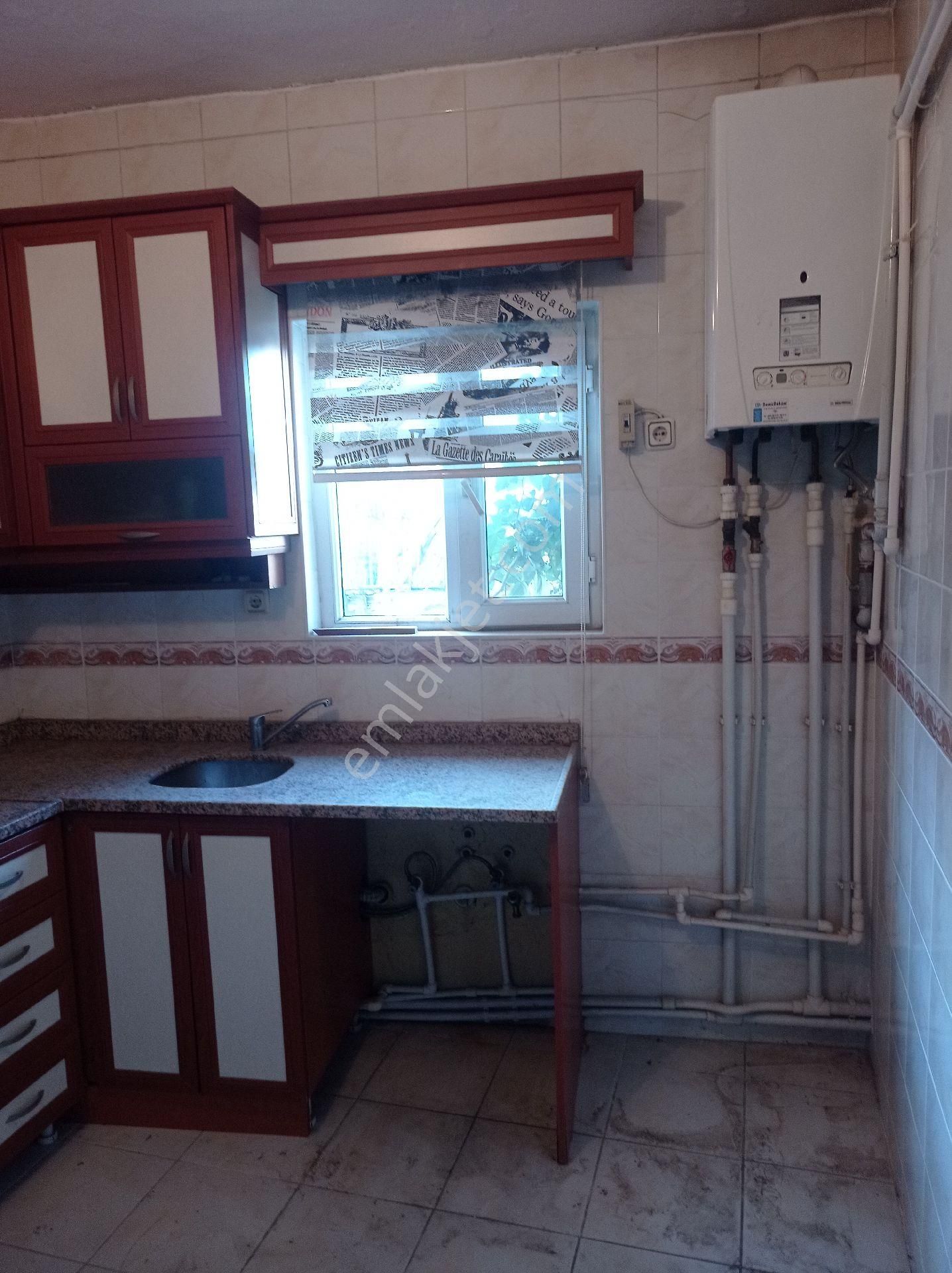 Tuzla Sahil Çarşıda 4 Katlı Deniz Gören Satılık Bina 1 - Görsel 11