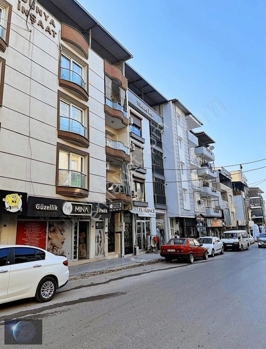 Buca İnönü Kiralık Daire Buca Göksu Merkezde Kiralık 2+1 Arakat Eşyalı Daire