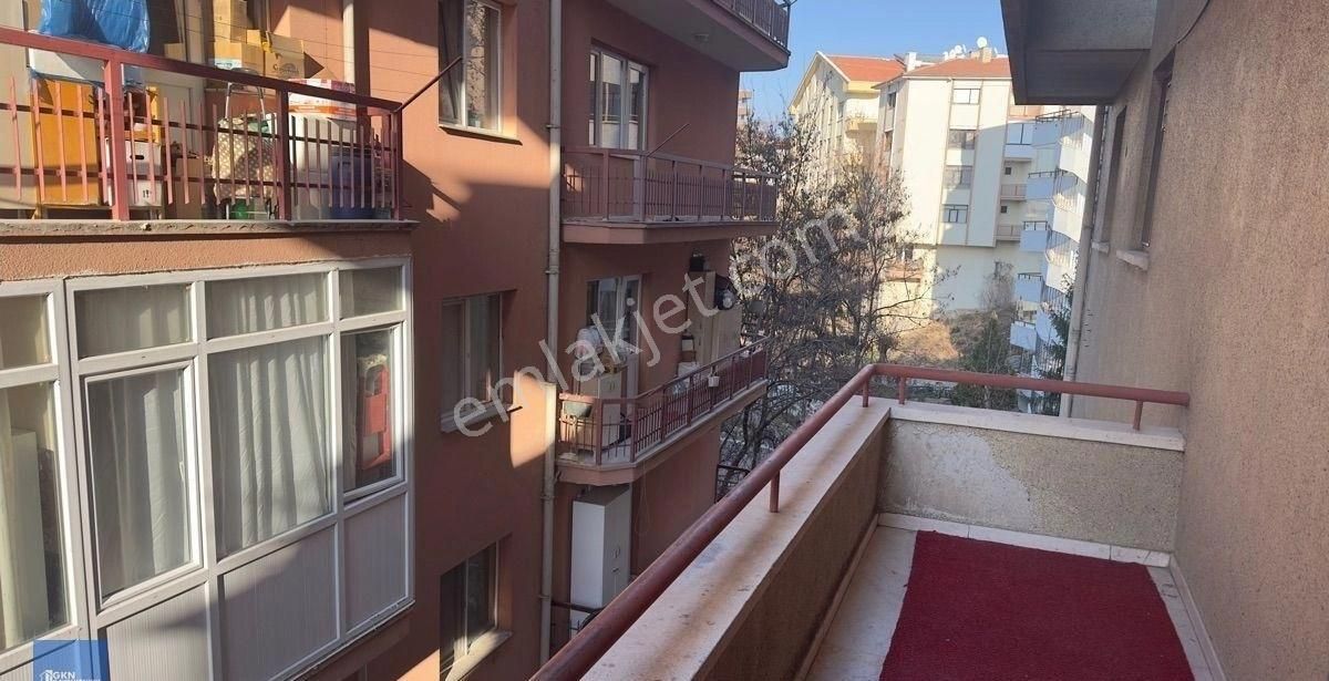 Çankaya Bayraktar Satılık Daire Koza Sokakta Ara Kat Kiracılı 4+1