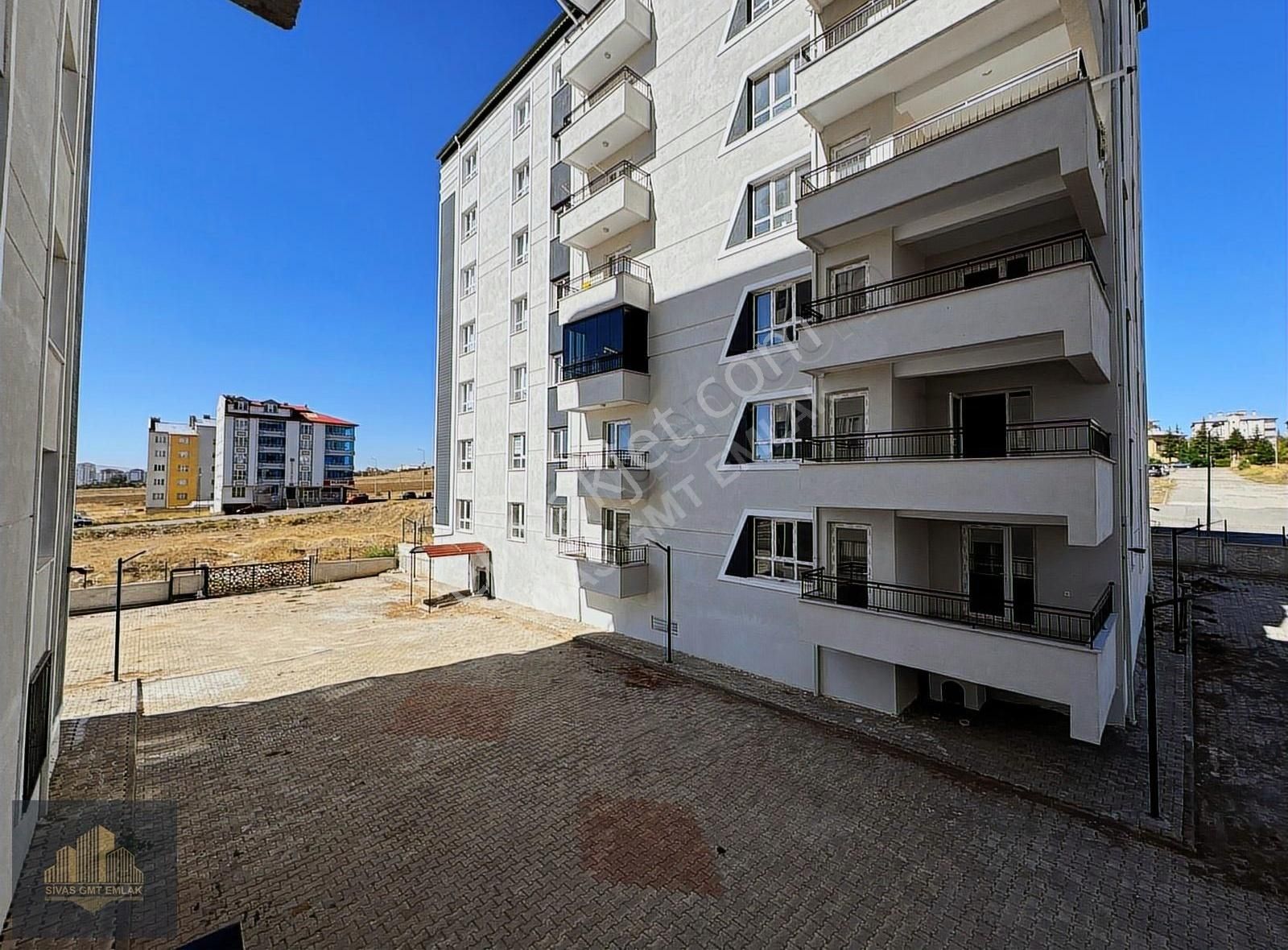 Sivas Merkez Ahmet Turangazi Satılık Daire Sivas Gmt Emlak'tan Kılavuzmah Satlık Sıfırarakat 3+1 147m2daire