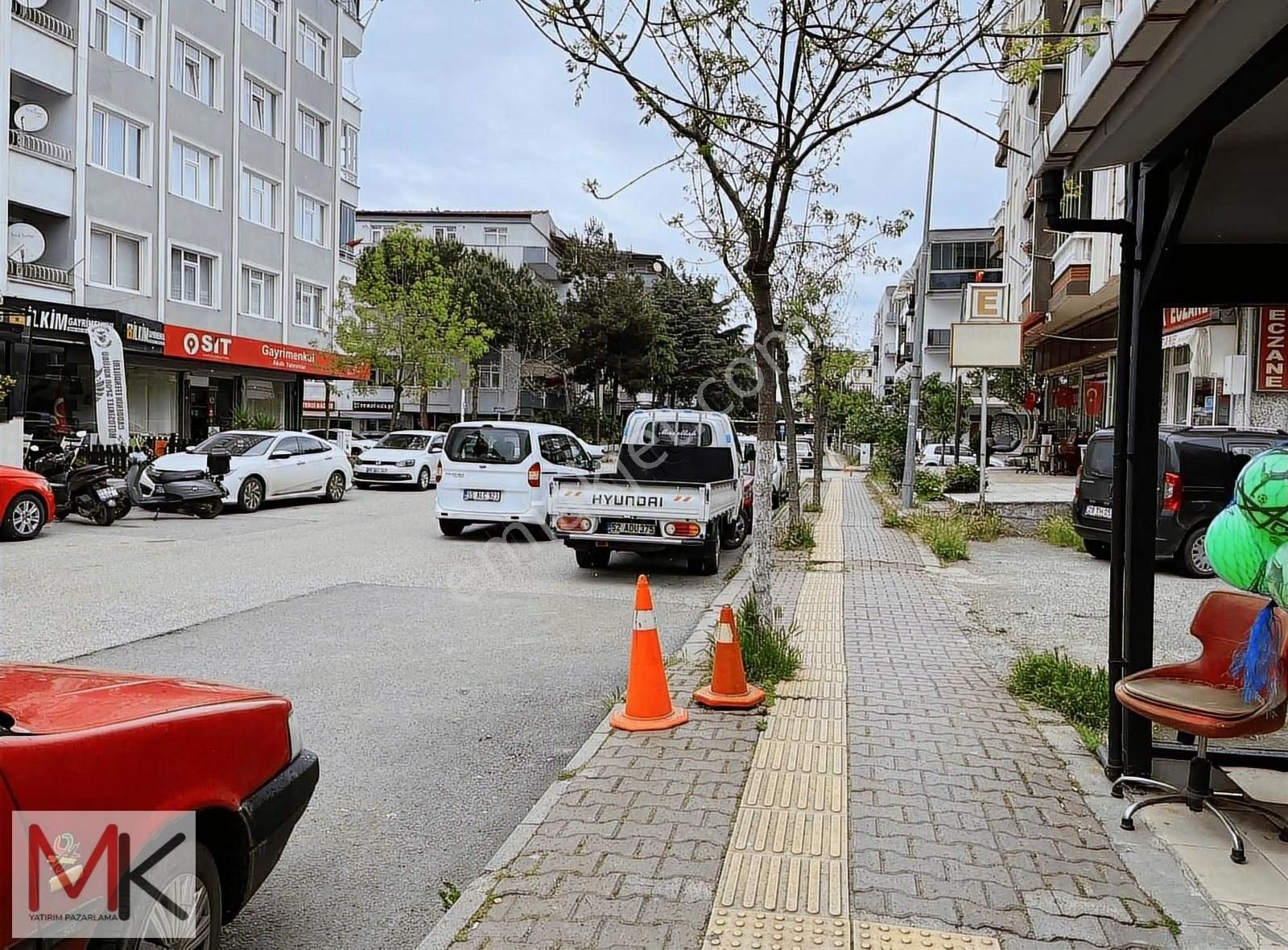 Atakum Cumhuriyet Satılık Dükkan & Mağaza Atakum Cuma Pazarı Altında Satılık Dükkan