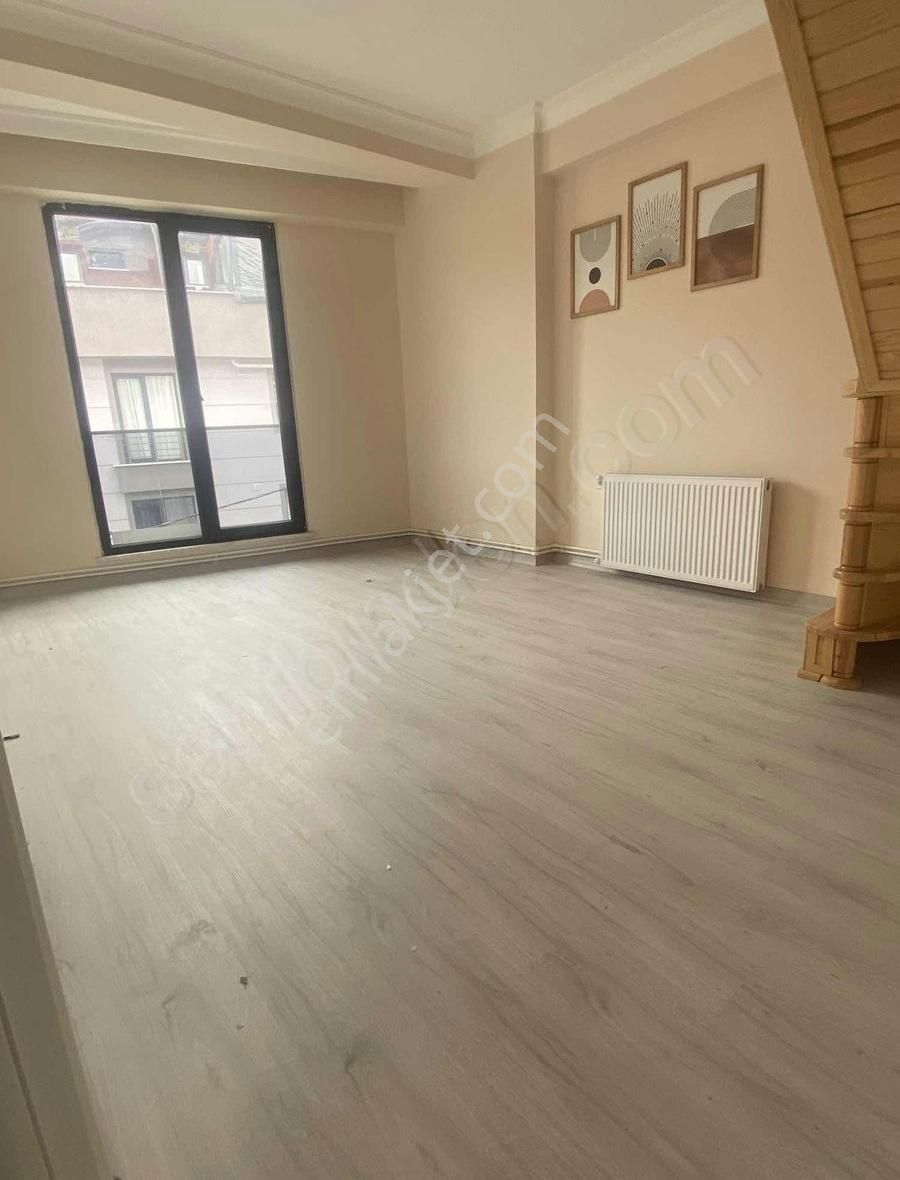 Ataşehir Esatpaşa Kiralık Daire Esatpaşanın En Sakin Lokasyonu Caddeye Yakın