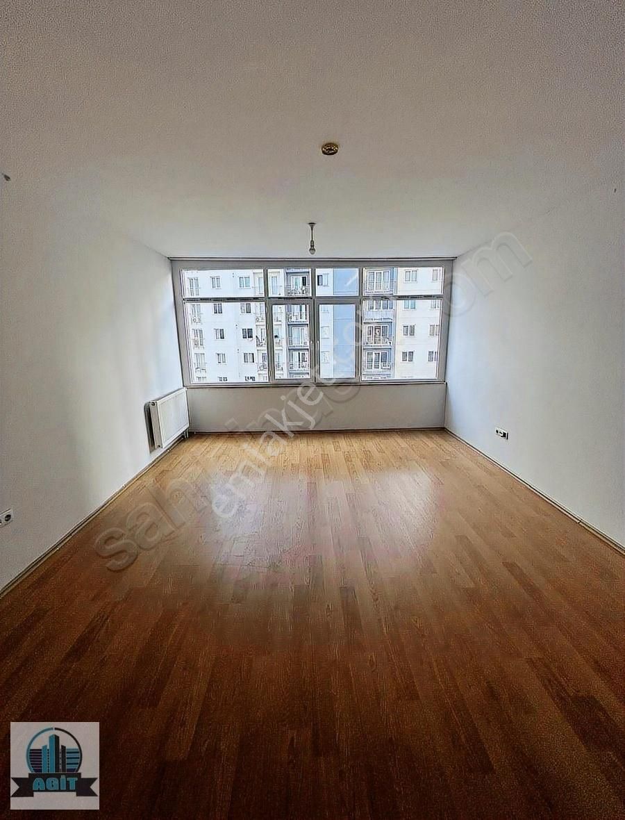 Esenyurt Yeşilkent Satılık Daire Fi Tower Sitesinde 2+1 110m2 Geniş Kulanışlı Satılık Daire