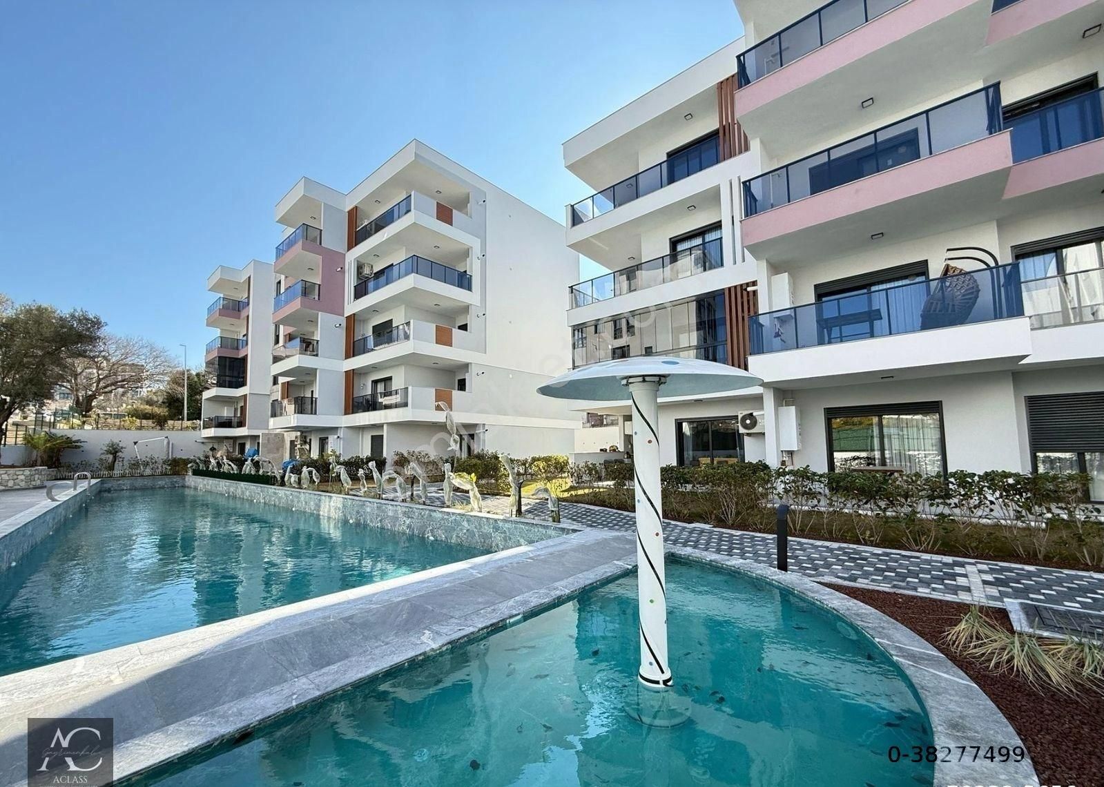 Kuşadası İkiçeşmelik Satılık Residence Merkezi Konum-7/24 Guvenlık-acık/kapalı Havuz-otopark-hamam-sauna-yerden Isıtma-yeni-lüx-3+1