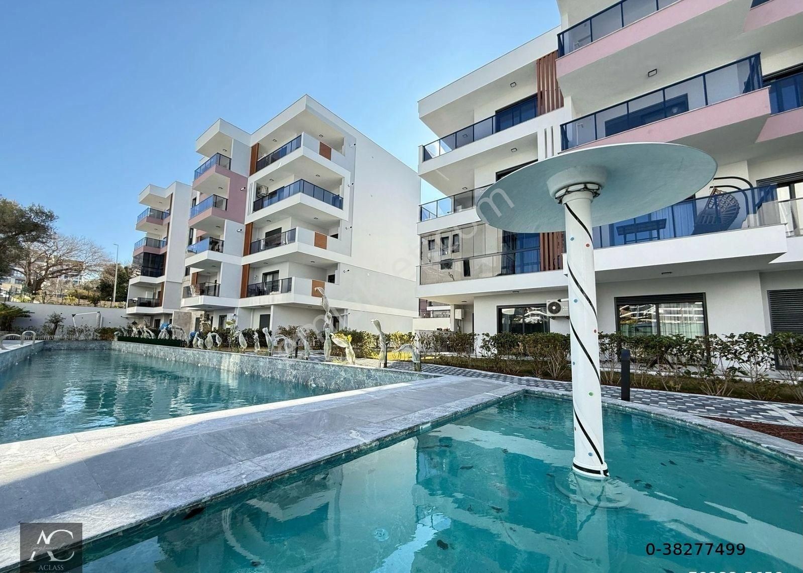 Kuşadası İkiçeşmelik Satılık Residence Merkezi Konum-7/24 Guvenlık-acık/kapalı Havuz-otopark-hamam-sauna-yerden Isıtma-yeni-lüx-2+1