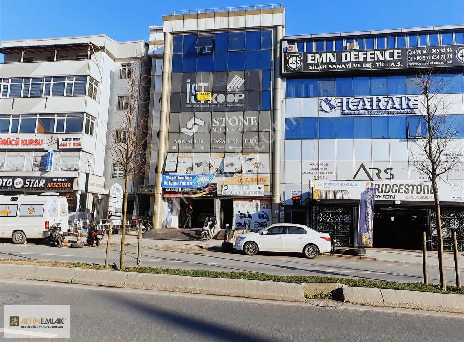 Beylikdüzü Yakuplu Kiralık Ofis Hürriyet Bulvarında İş Merkezinde Kiralık 180 M2 Ofis