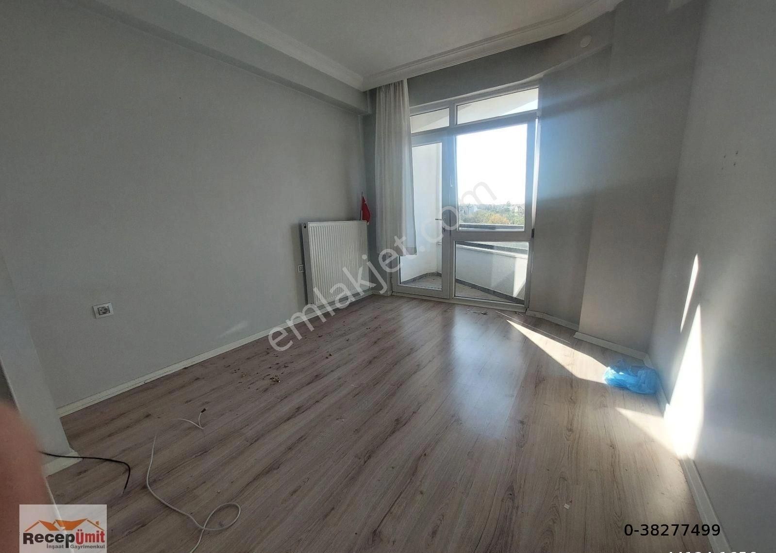 Tepebaşı Sütlüce Kiralık Daire Recep Ümit Emlak'tan Sütlüce Mahallesinde 2+0 Balkonlu Kiralık Daire