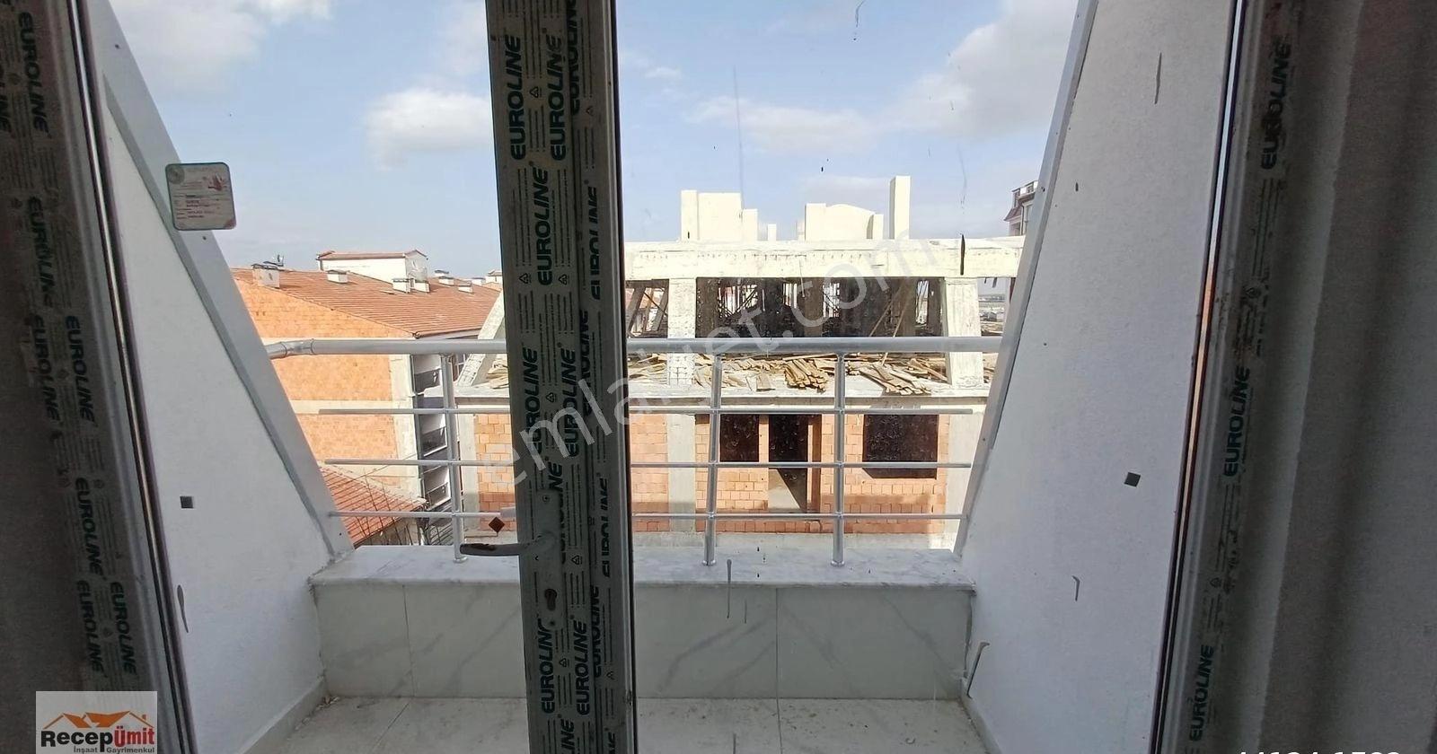 Recep Ümit Emlak'tan Şarhöyük Mahallesi Hatboyu Yanında Satılık Sıfır 5+1 Lux Dublex Daire. - Görsel 9